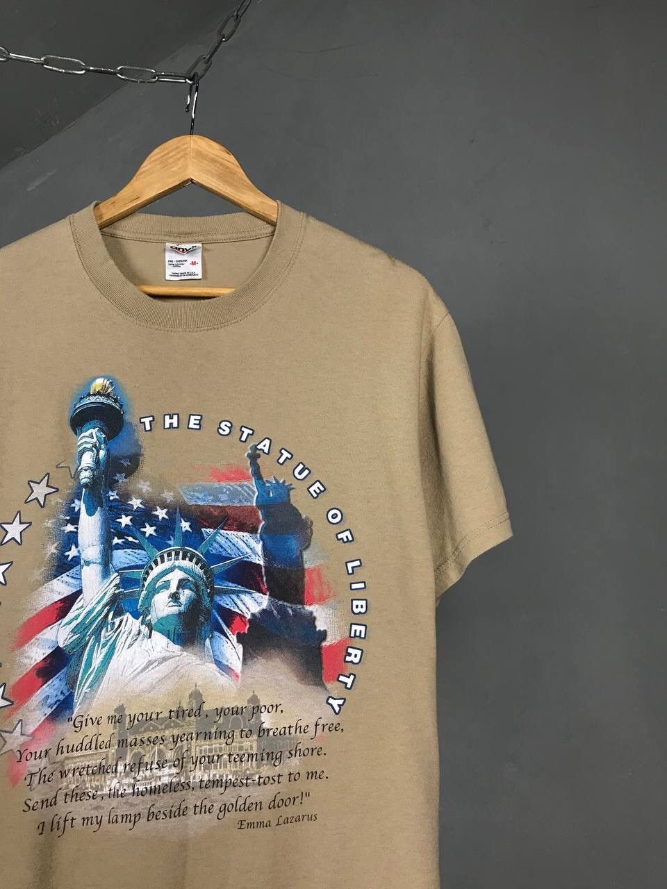 Vintage The Statue of Liberty American vintage made in USA tee Size US M / EU 48-50 / 2 - 2 Thumbnail