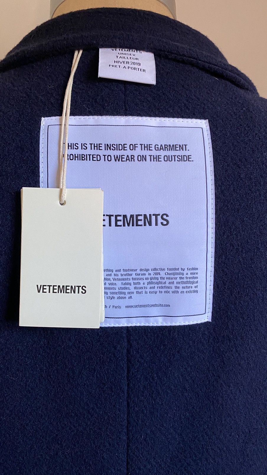 Vetements Reversible Vetements Over Coat (New/Never worn) Size US S / EU 44-46 / 1 - 5 Thumbnail
