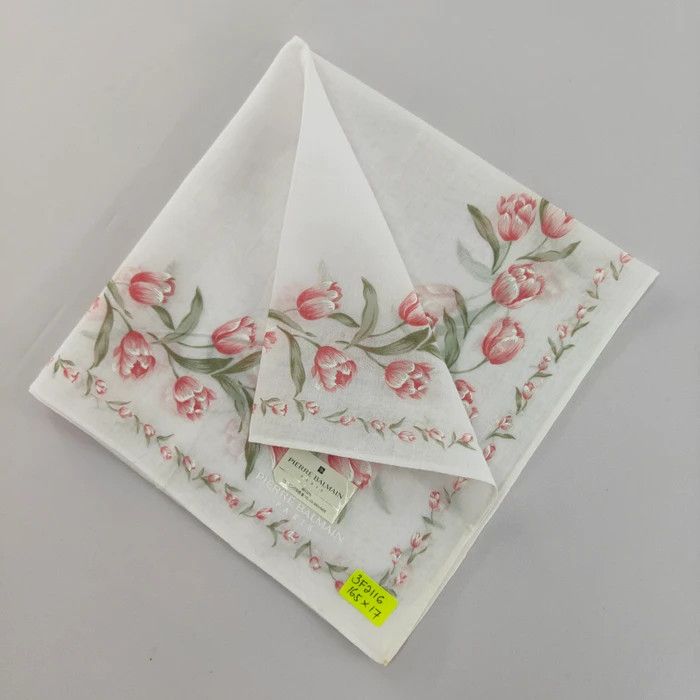 Pierre Balmain New Pierre Balmain Handkerchief/ Bandana - 3F2116 Size ONE SIZE - 1 Thumbnail