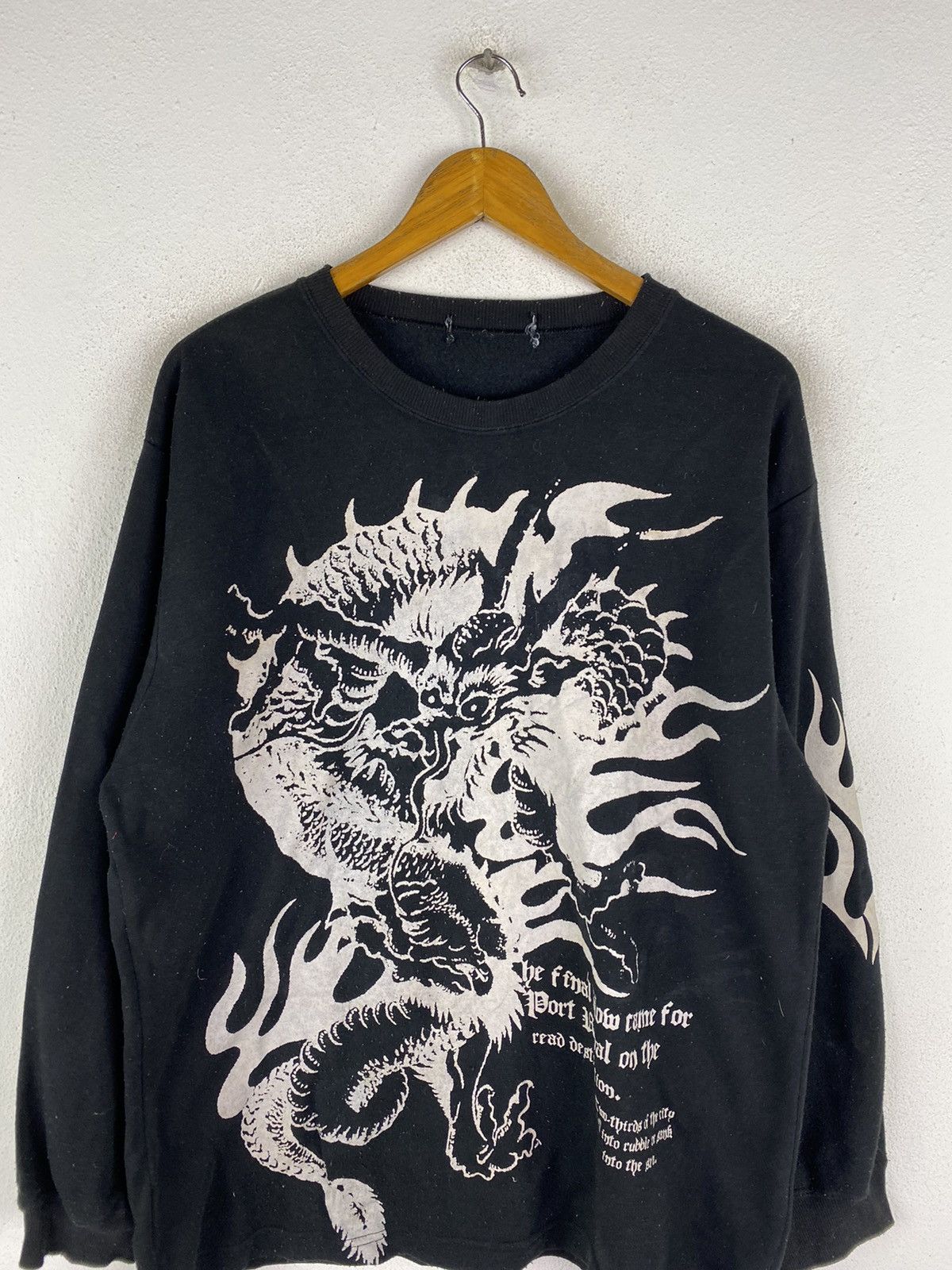 Japanese Brand 🔥SALE🔥DRAGON MOTIFS BY PORT ROYAL Size US L / EU 52-54 / 3 - 4 Thumbnail