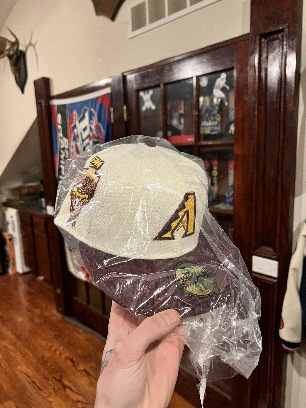 New Era Arizona diamondback Famcap store exclusive “holly grail “ Size ONE SIZE - 1 Thumbnail