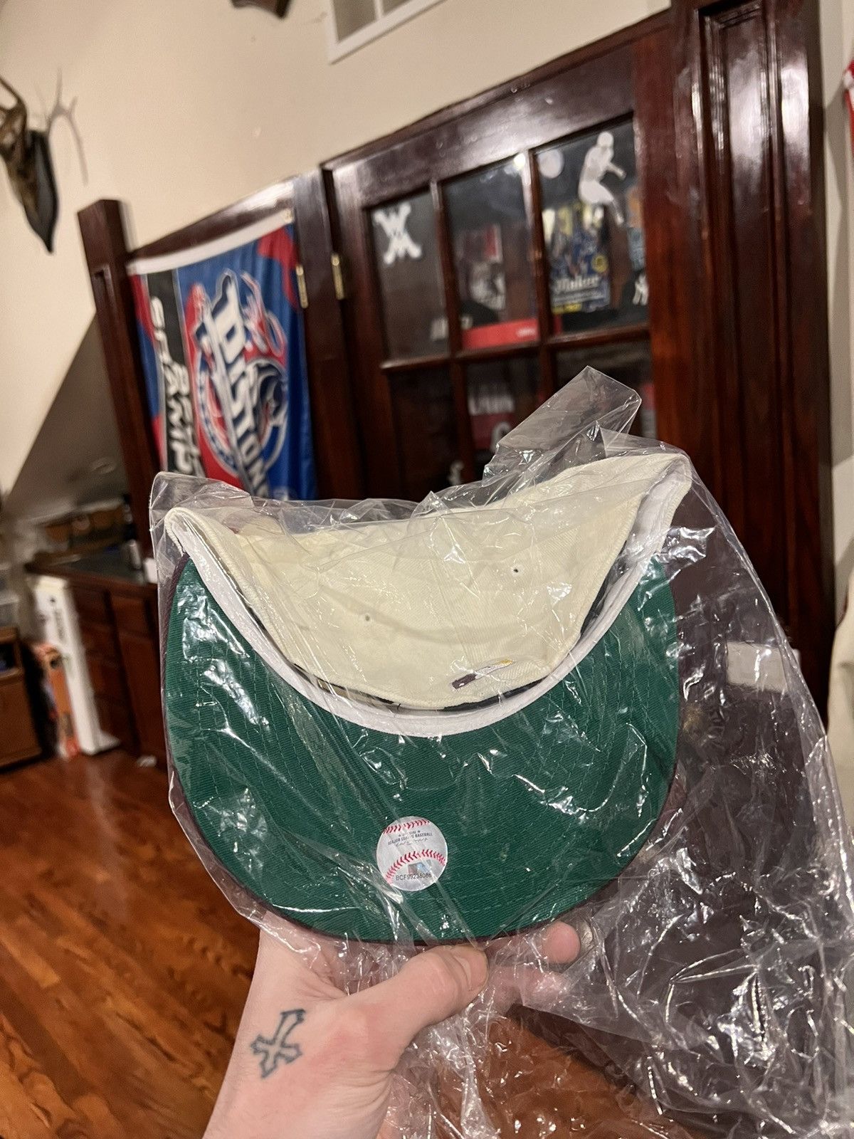New Era Arizona diamondback Famcap store exclusive “holly grail “ Size ONE SIZE - 5 Thumbnail