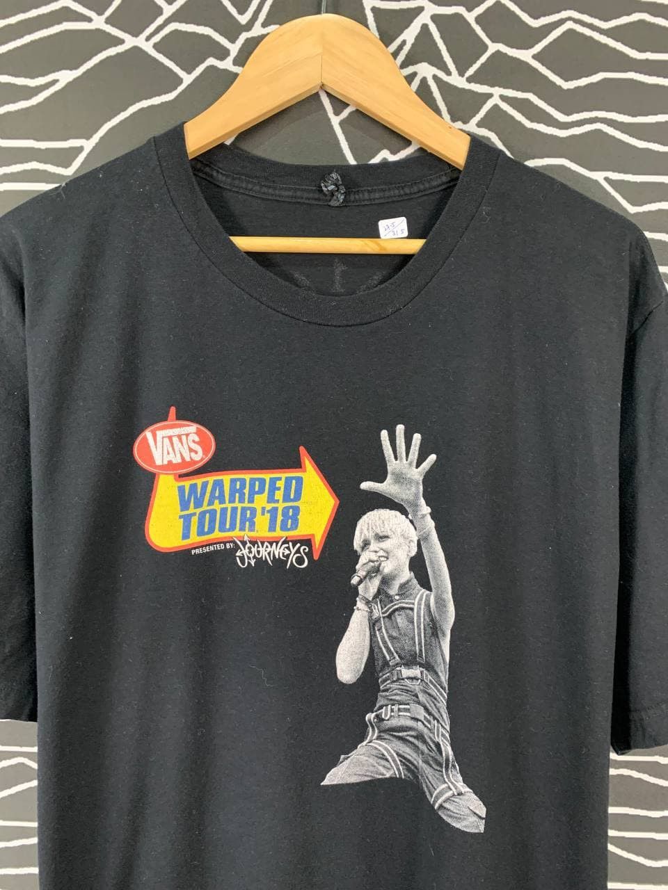 Band Tees Vtg Vans Warped Tour 2018 Punk Rock Show Tee Size US XXL / EU 58 / 5 - 4 Thumbnail
