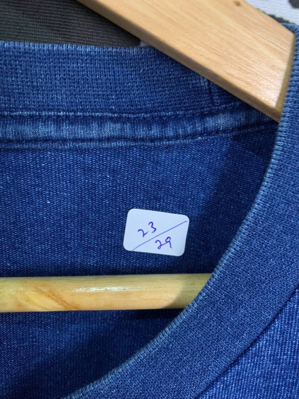 Uniqlo Uniqlo Indigo Blue Dyed Plain Tee Size US XL / EU 56 / 4 - 7 Thumbnail