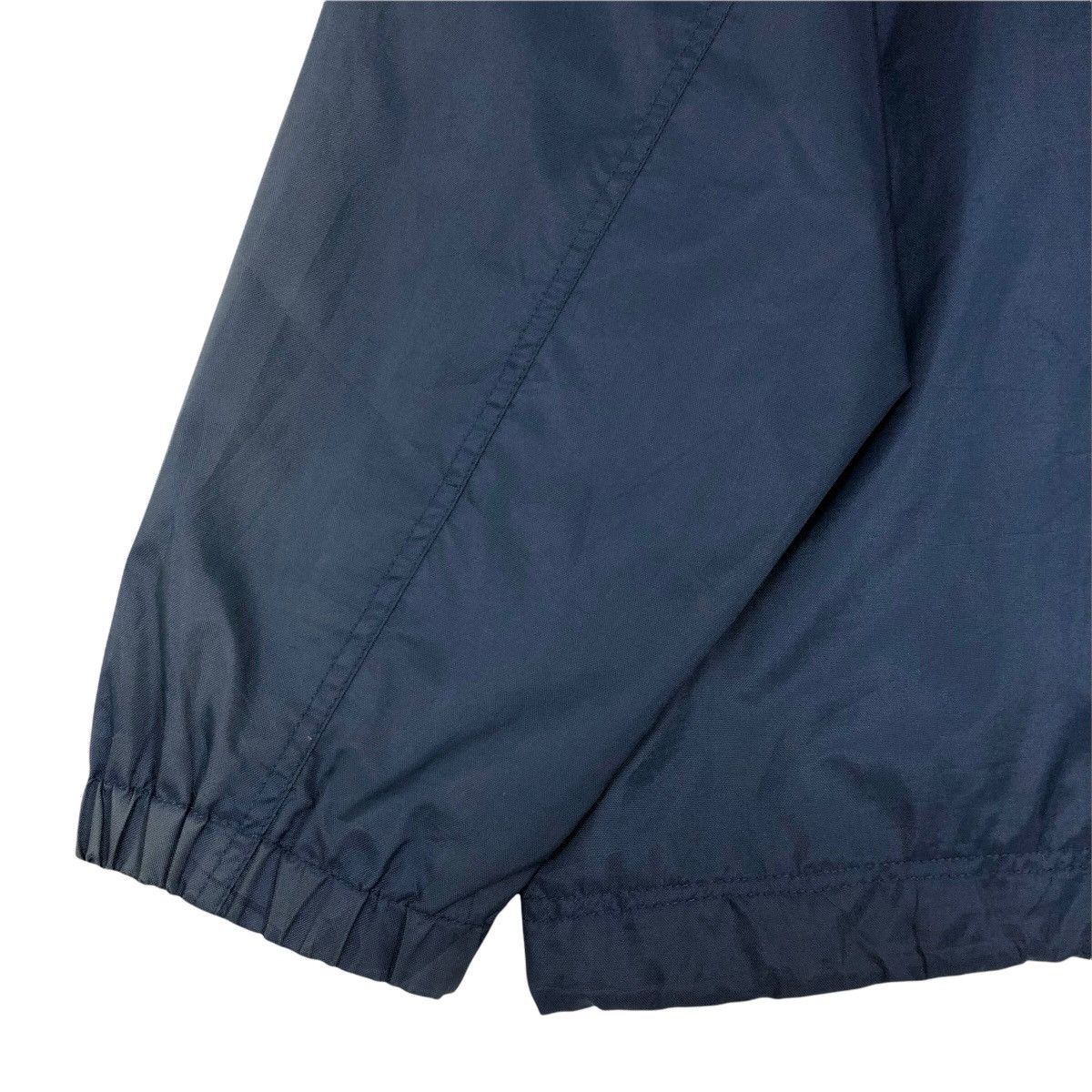 Nike Vintage 90s Nike Swoosh Windbreaker Jacket Foldable Hoodie Size US XL / EU 56 / 4 - 13 Thumbnail