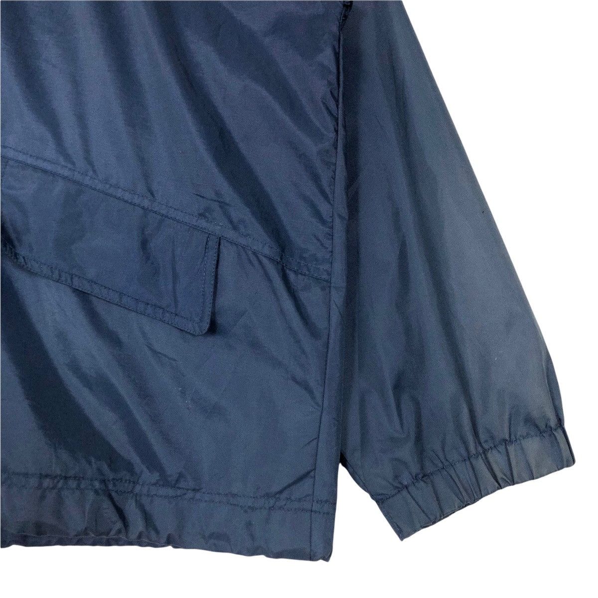 Nike Vintage 90s Nike Swoosh Windbreaker Jacket Foldable Hoodie Size US XL / EU 56 / 4 - 4 Thumbnail