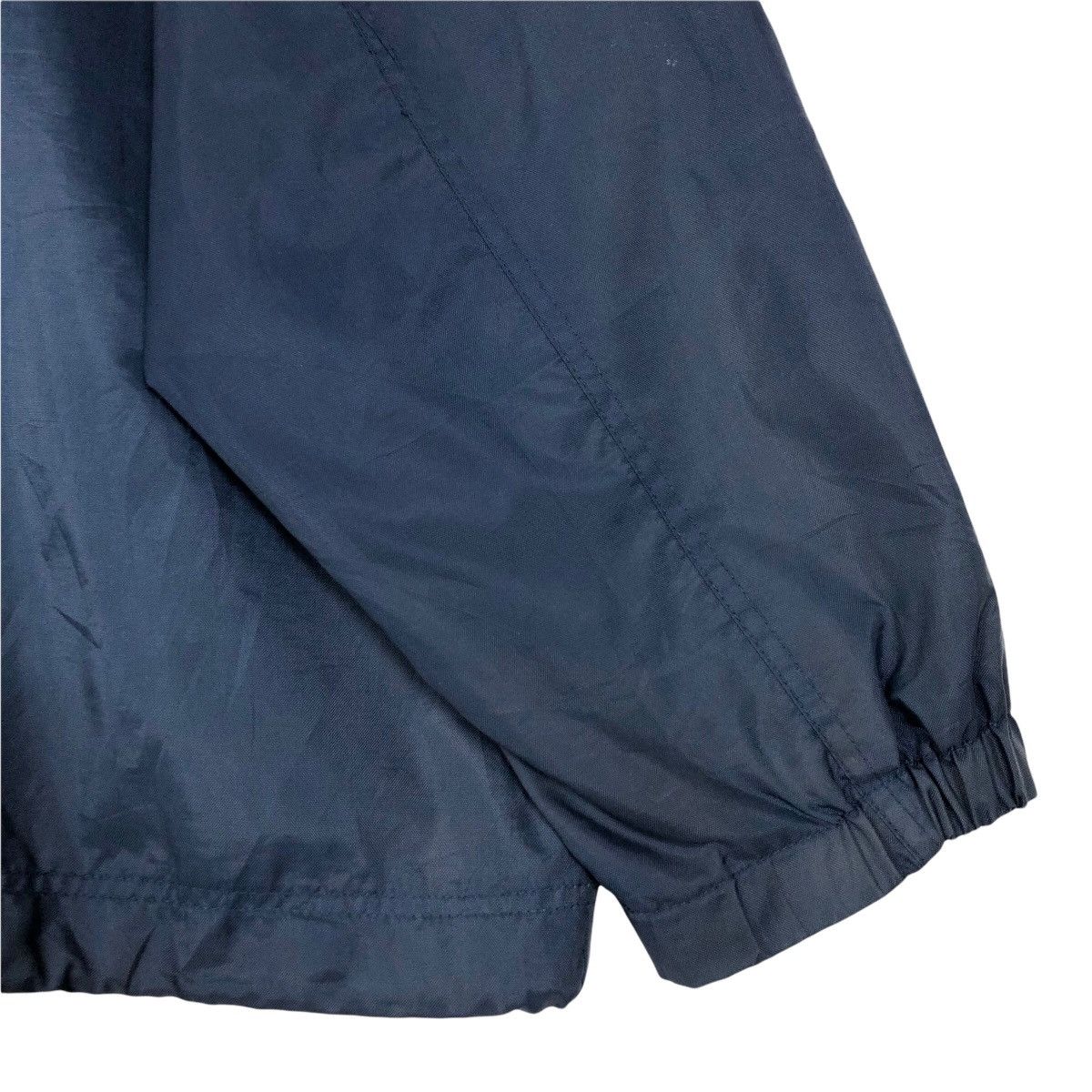 Nike Vintage 90s Nike Swoosh Windbreaker Jacket Foldable Hoodie Size US XL / EU 56 / 4 - 14 Thumbnail