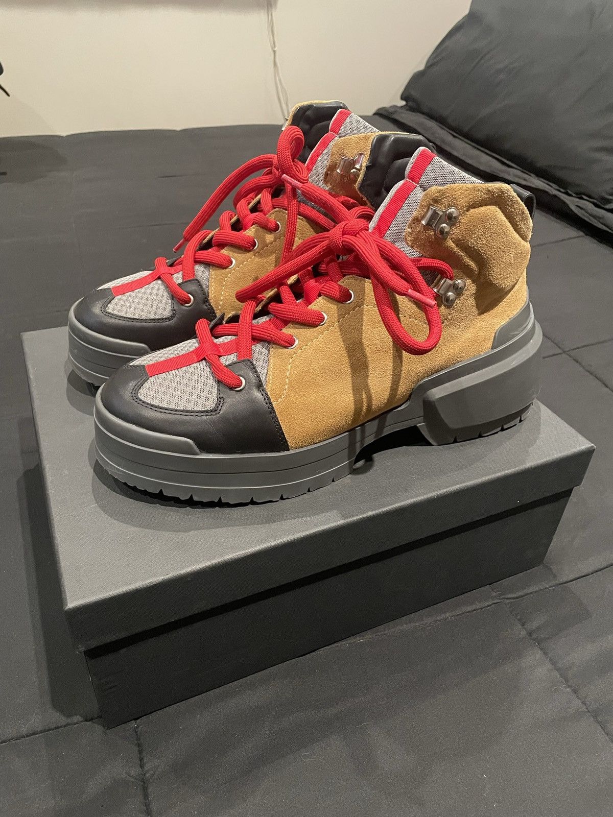 Pierre Hardy Pierre Hardy Calf Mesh Multi Camel boot Size US 10.5 / EU 43-44 - 2 Thumbnail