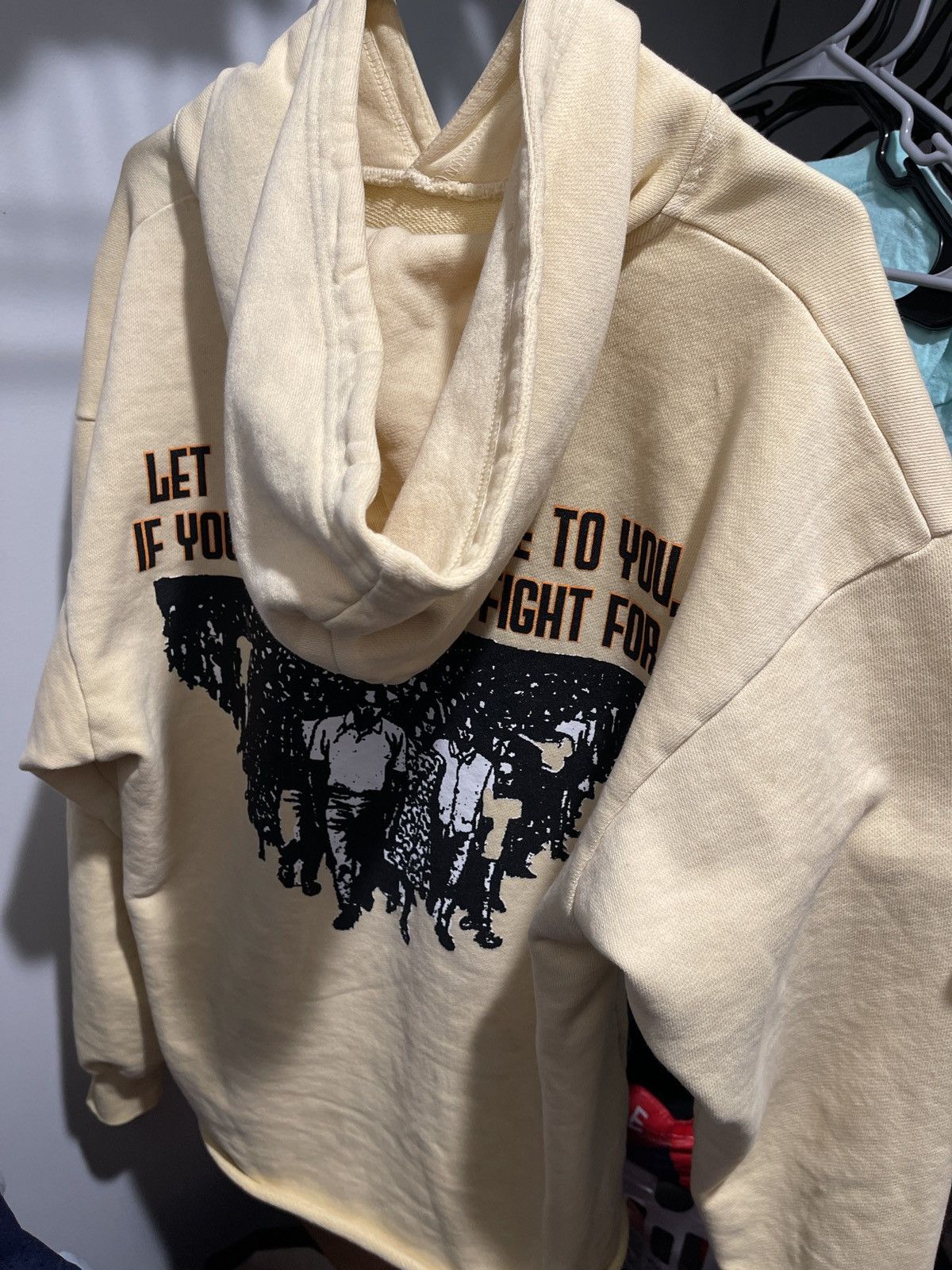 Barriers Barriers Fred Hampton Creme Hoodie Butter authentic Size US XL / EU 56 / 4 - 2 Thumbnail