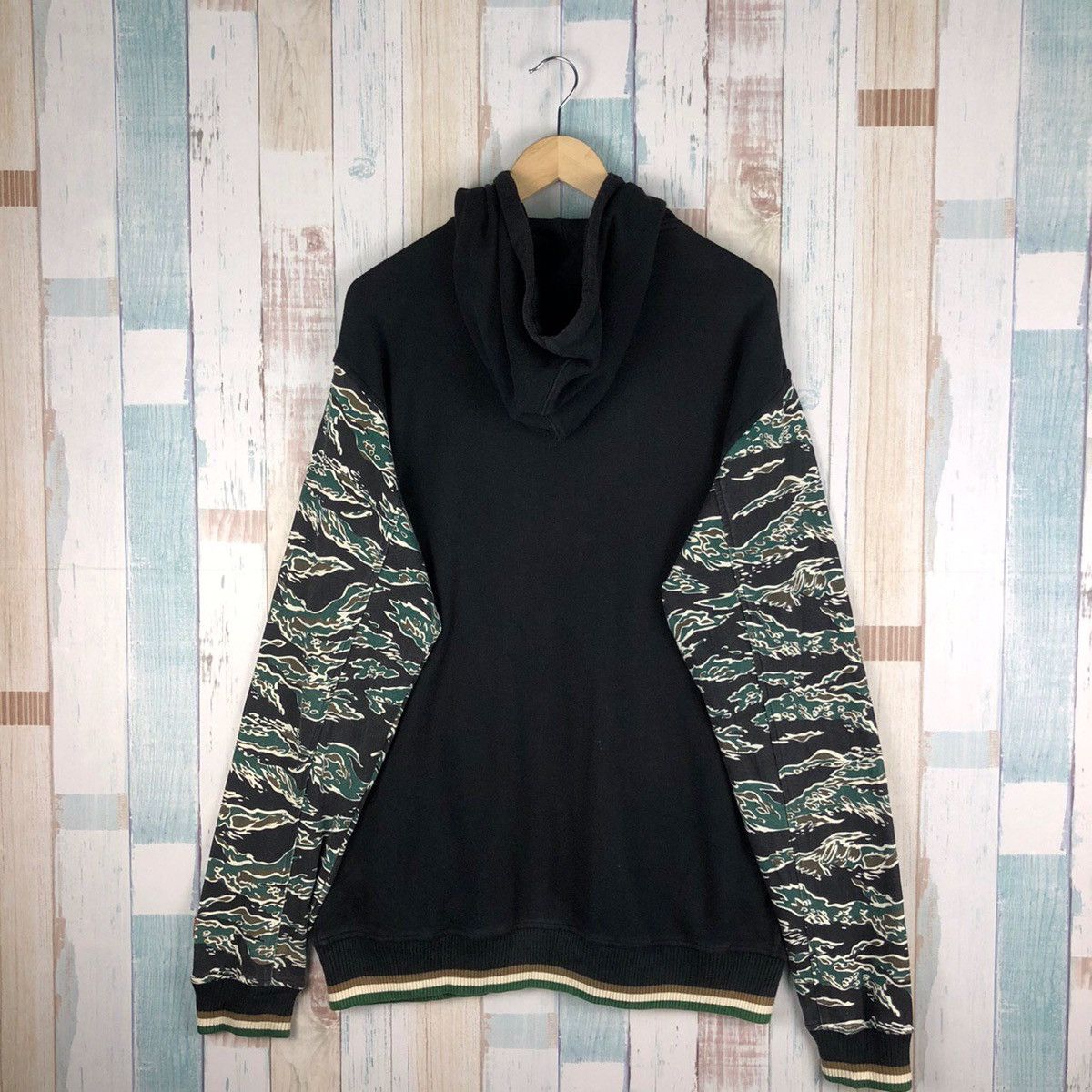 Element Element Hoodies Tiger Stripes Camouflage Size US XL / EU 56 / 4 - 2 Thumbnail