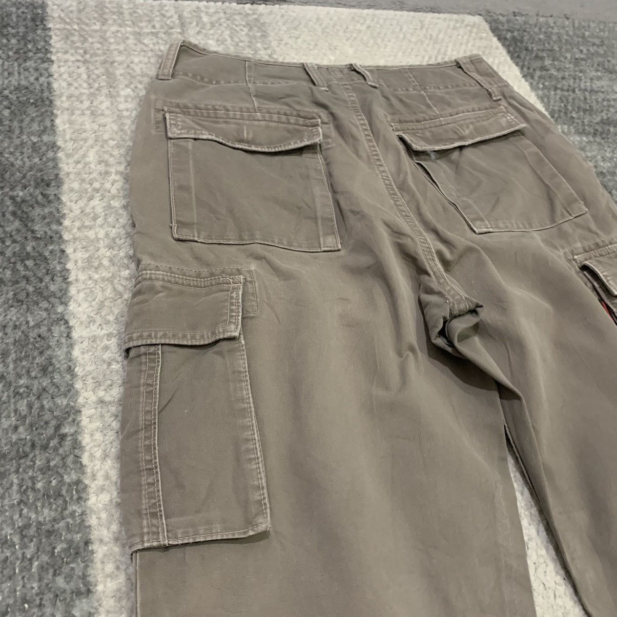 Japanese Brand GRANCISCO 80s BAGGY MULTIPOCKET TACTICAL UTILITY CARGO PANT Size US 30 / EU 46 - 11 Thumbnail
