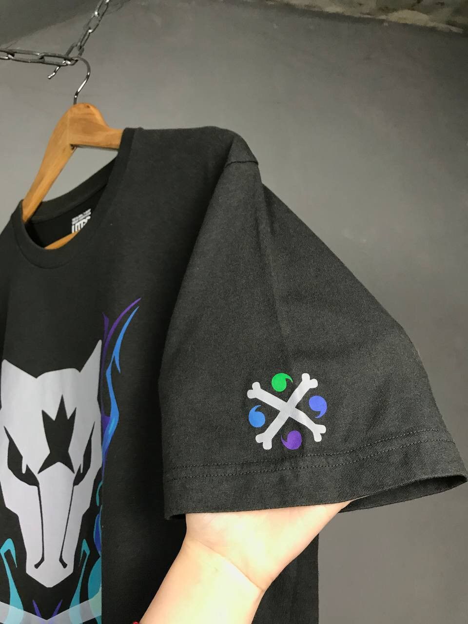 Pokemon × Uniqlo Uniqlo x Pokémon streetwear center logo tee Size US M / EU 48-50 / 2 - 5 Thumbnail
