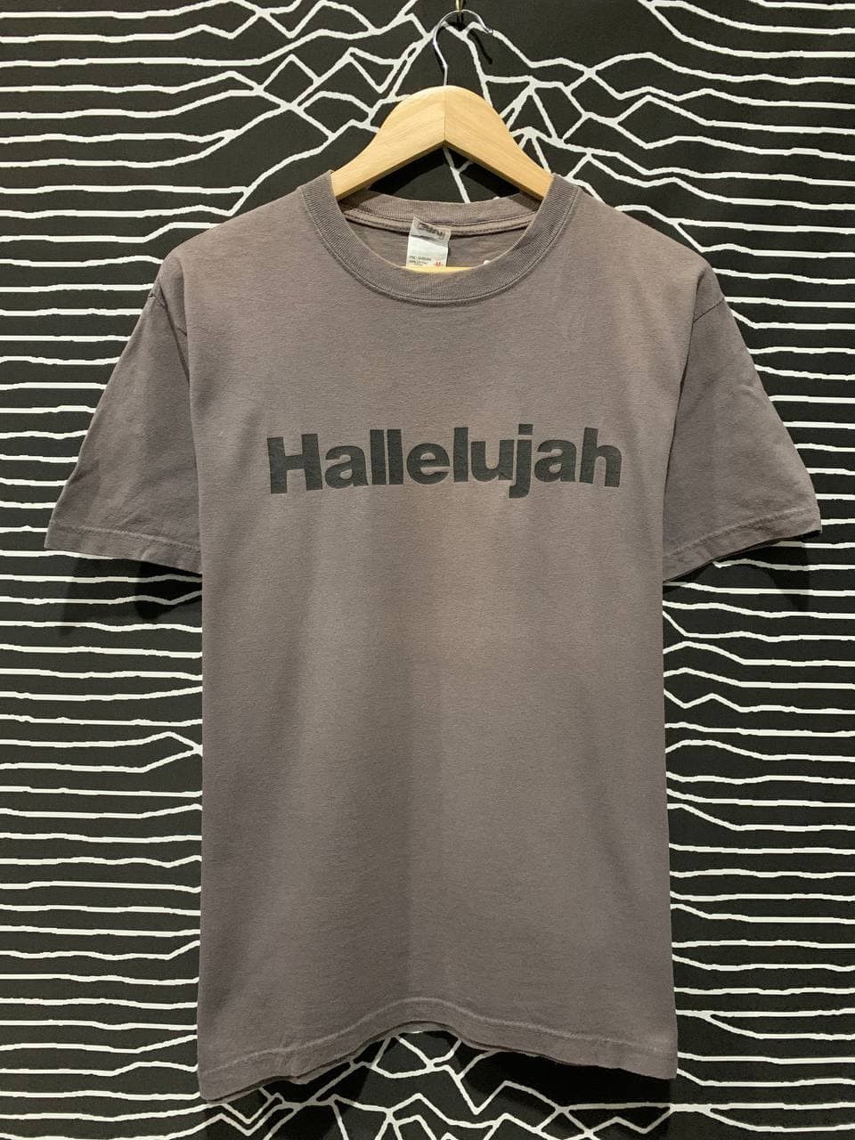 Band Tees Vtg Mr Children 'Hallelujah' Japanese Rock Band Tee Size US M / EU 48-50 / 2 - 2 Thumbnail