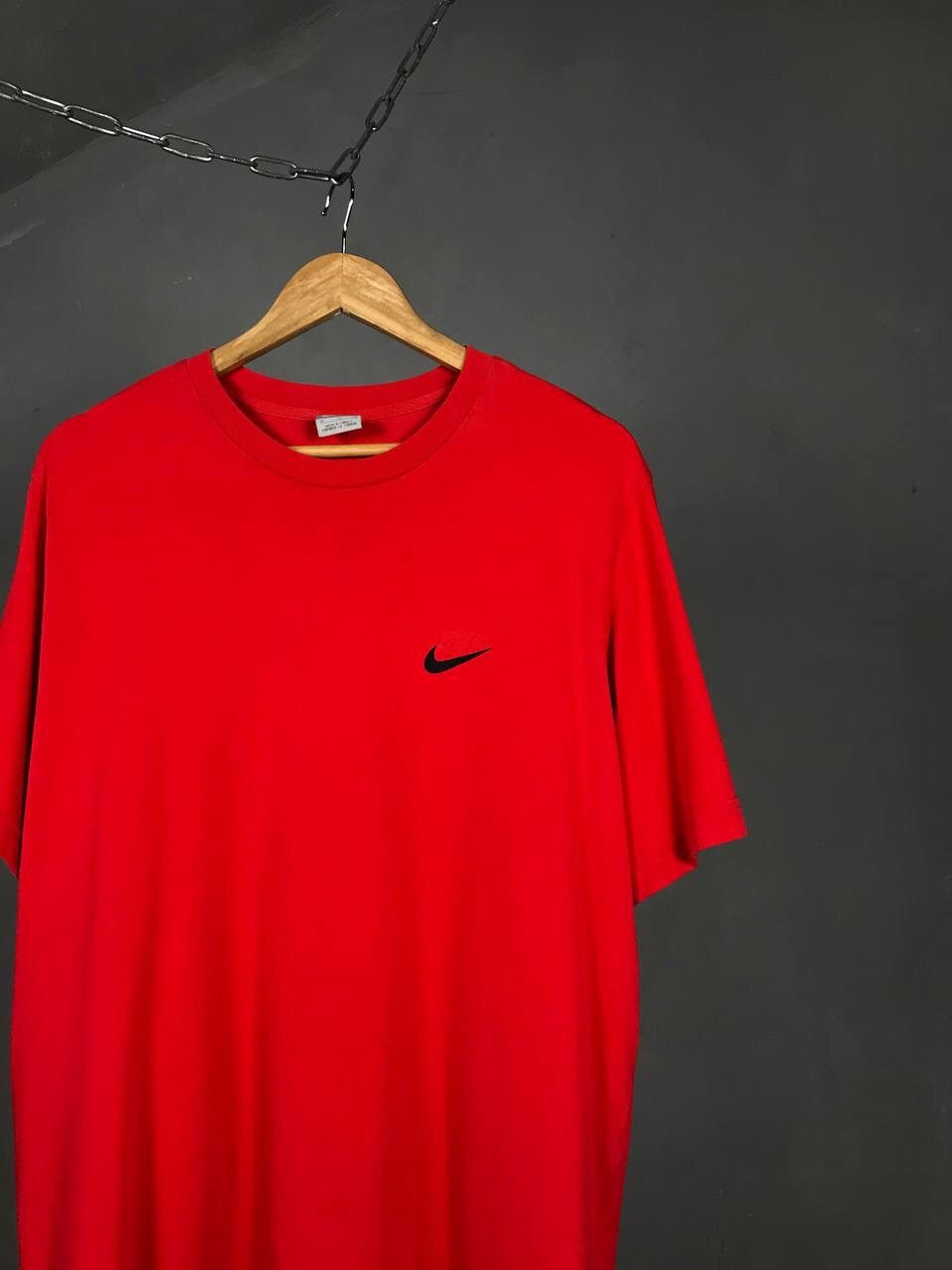 Nike × Vintage Nike swoosh streetwear vintage red tee Size US XL / EU 56 / 4 - 2 Thumbnail