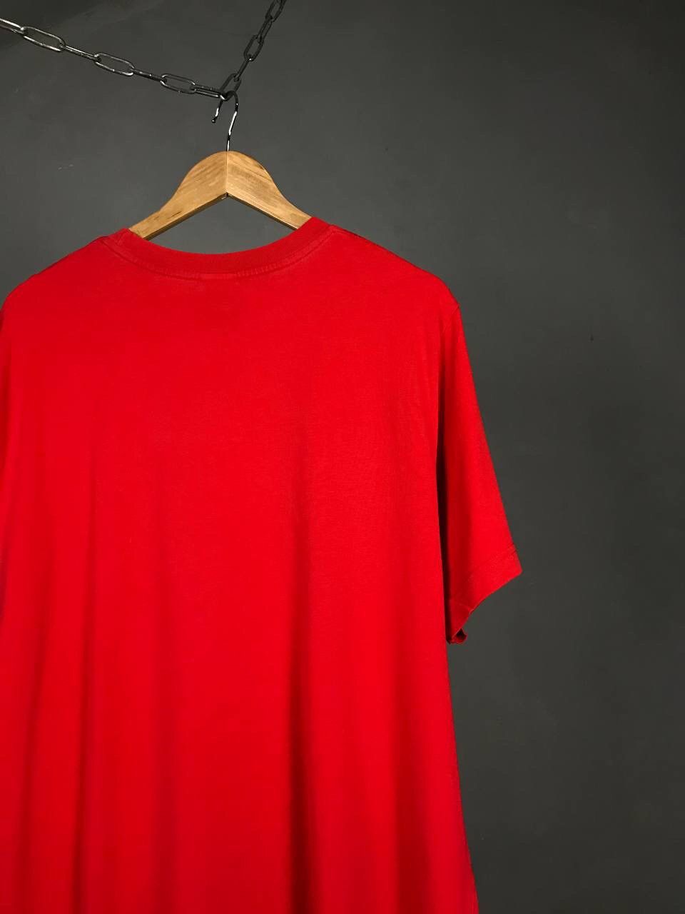 Nike × Vintage Nike swoosh streetwear vintage red tee Size US XL / EU 56 / 4 - 8 Thumbnail