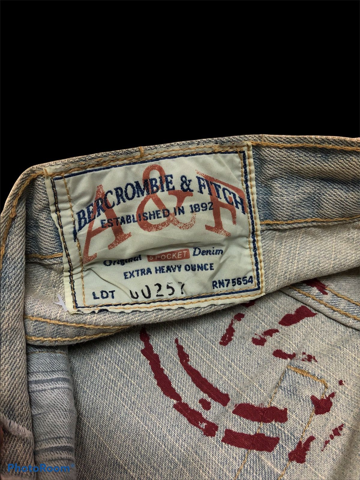 Abercrombie & Fitch WIDE LEG A&F PAINTED DISTRESSED DENIM Size US 30 / EU 46 - 9 Thumbnail