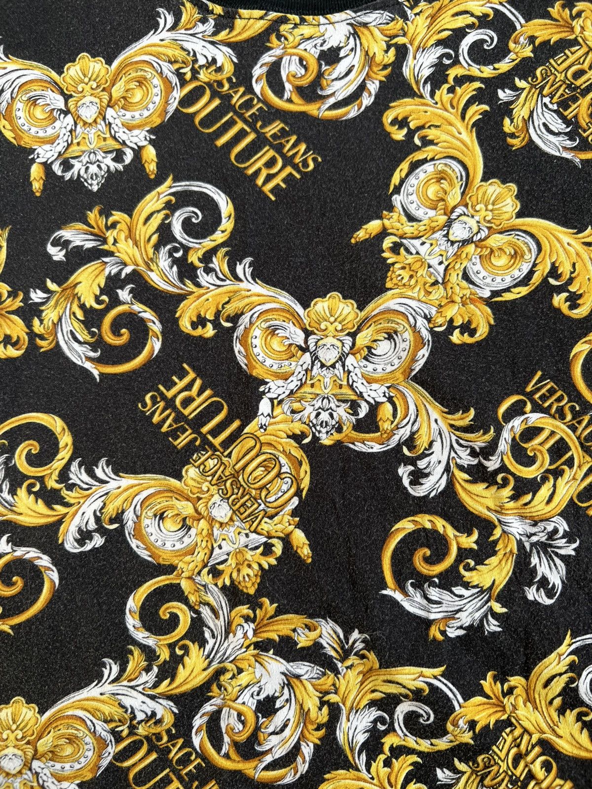 Versace × Versace Jeans Couture 🔥Versace Multi Logo T-shirt/Versace Barocco Printed T-shirt Size US S / EU 44-46 / 1 - 5 Thumbnail