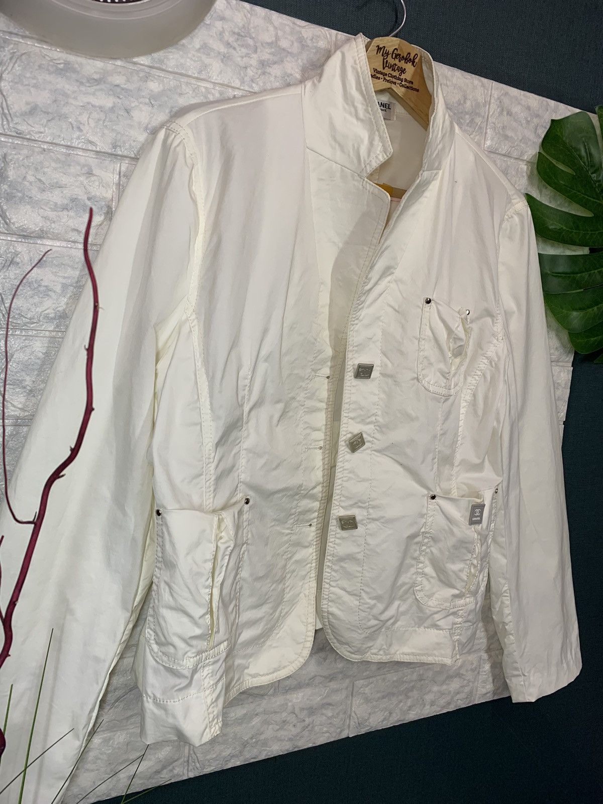 Chanel × Vintage 🔥STEAL🔥 Jacket Chanel Boutique For Women Size 40R - 3 Thumbnail