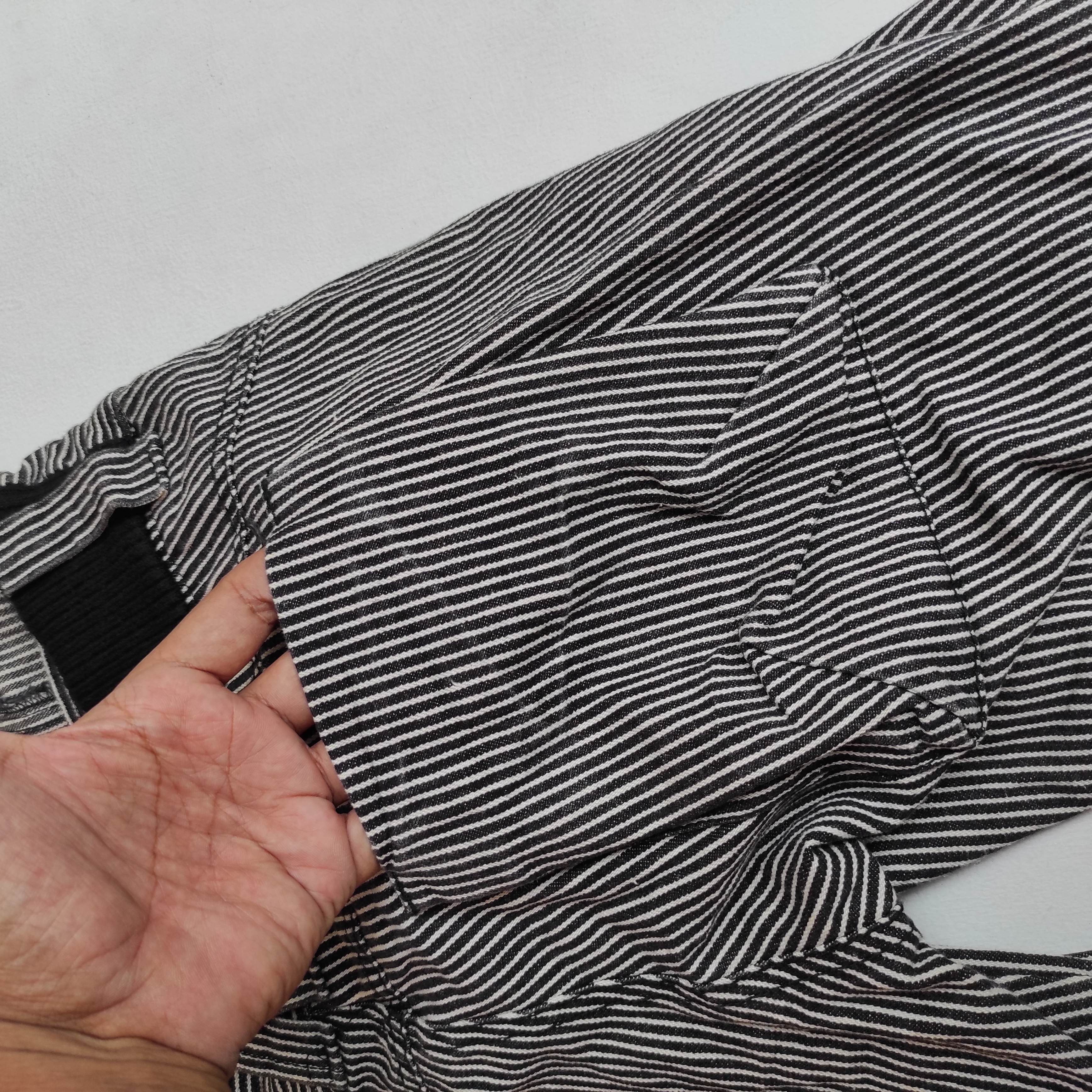 Japanese Brand Vintage Dig Deep Overall Jumpsuit Hickory Stripe Denim Size US 28 / EU 44 - 15 Thumbnail