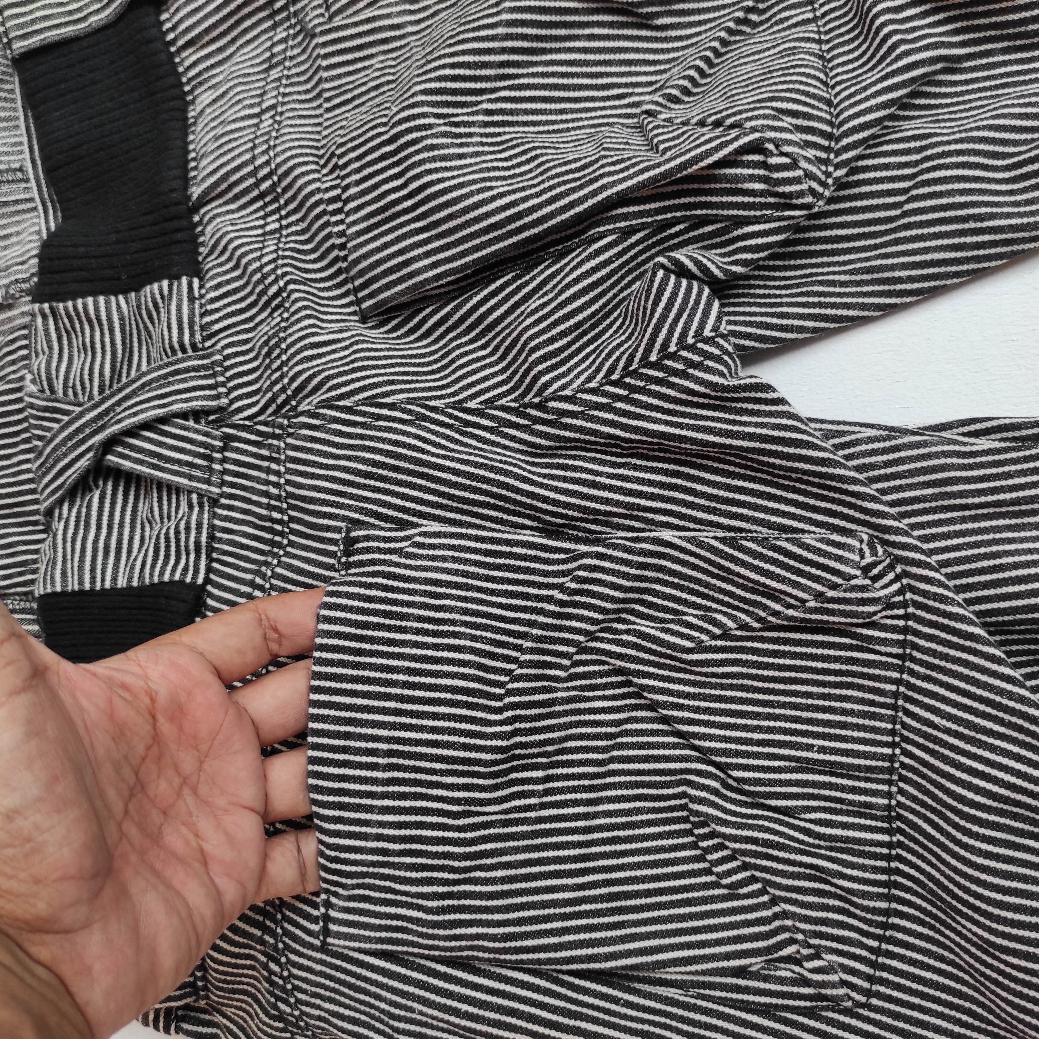 Japanese Brand Vintage Dig Deep Overall Jumpsuit Hickory Stripe Denim Size US 28 / EU 44 - 14 Thumbnail