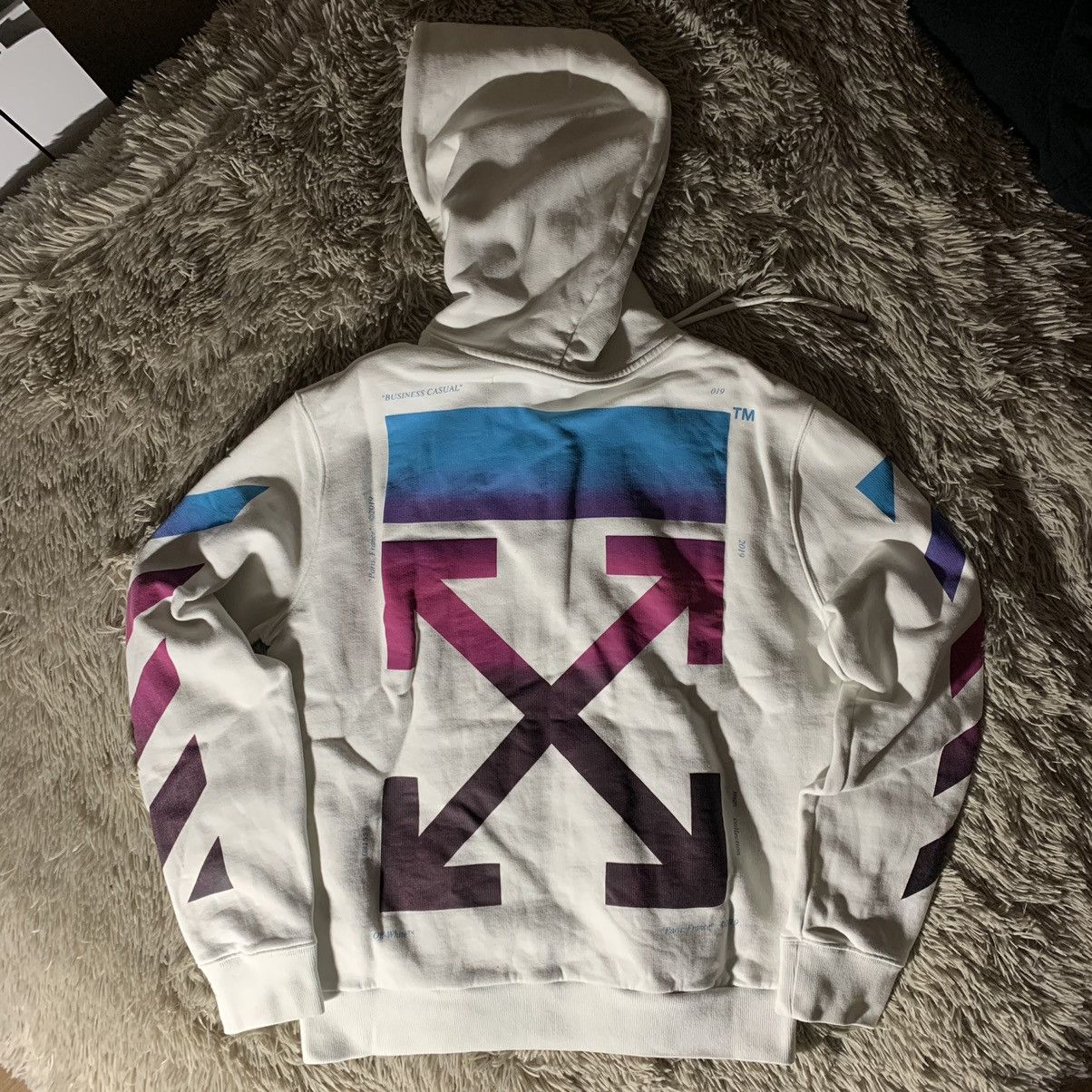 image of Off White C/o Virgil Abloh Gradient Arrows Zip Hoodie in White, Men's (Size Medium)
