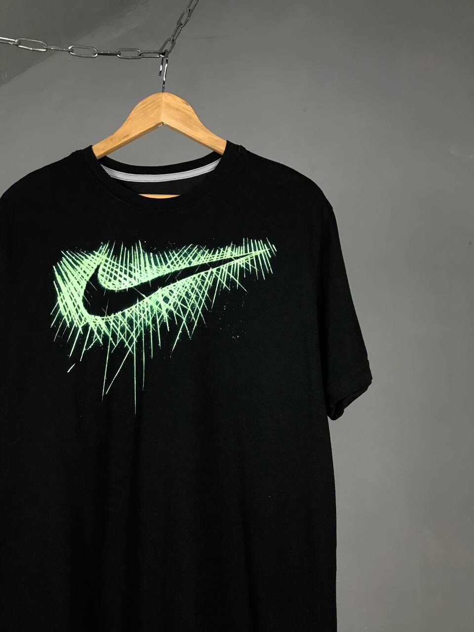 Nike × Vintage Nike swoosh streetwear vintage center logo tee Size US L / EU 52-54 / 3 - 2 Thumbnail