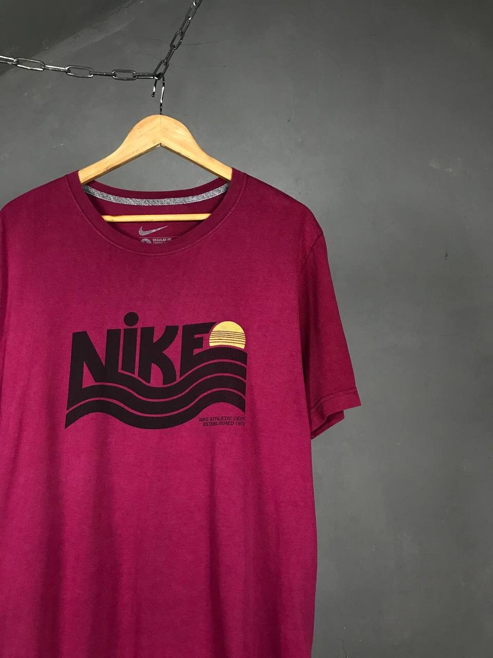 Nike × Vintage Nike swoosh streetwear vintage center logo tee Size US L / EU 52-54 / 3 - 2 Thumbnail