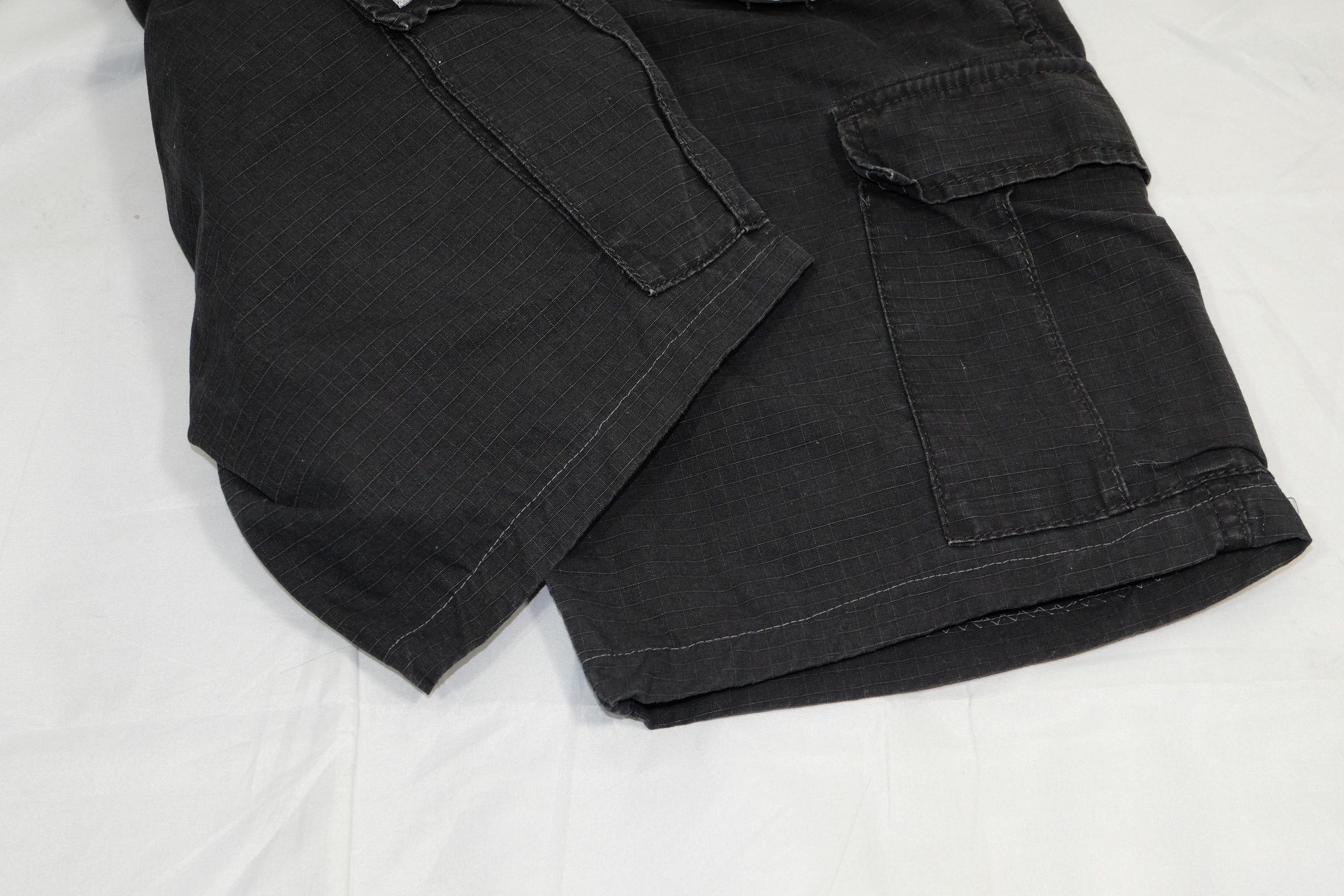 Carhartt Classic Black Washed Cargo Shorts Size US 30 / EU 46 - 4 Thumbnail