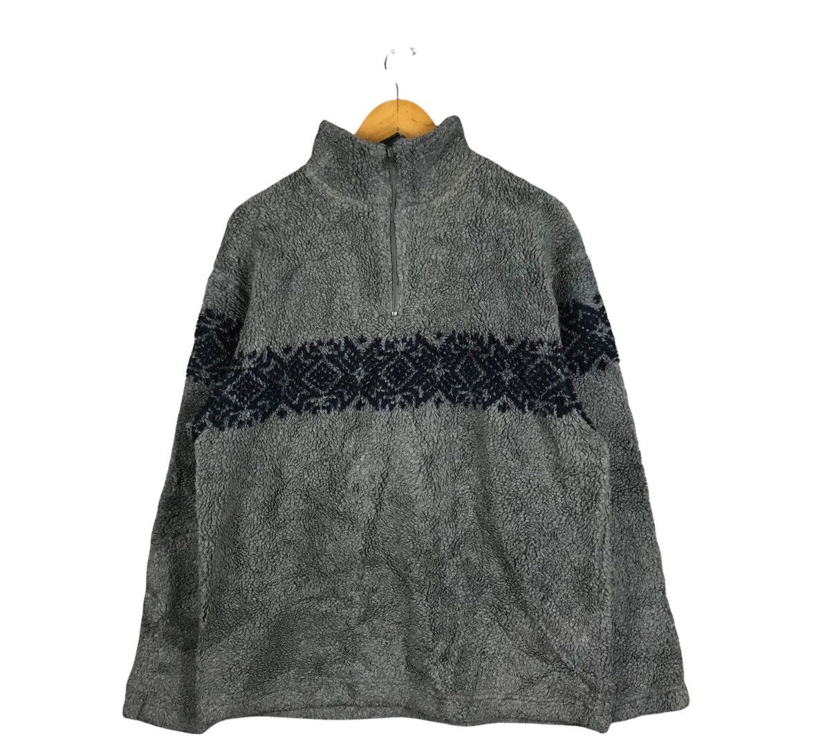 Gap fleece