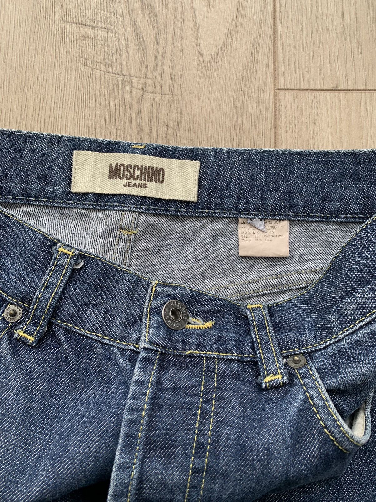 Moschino Vintage Moschino dissetressed denim jeans Size US 32 / EU 48 - 9 Thumbnail