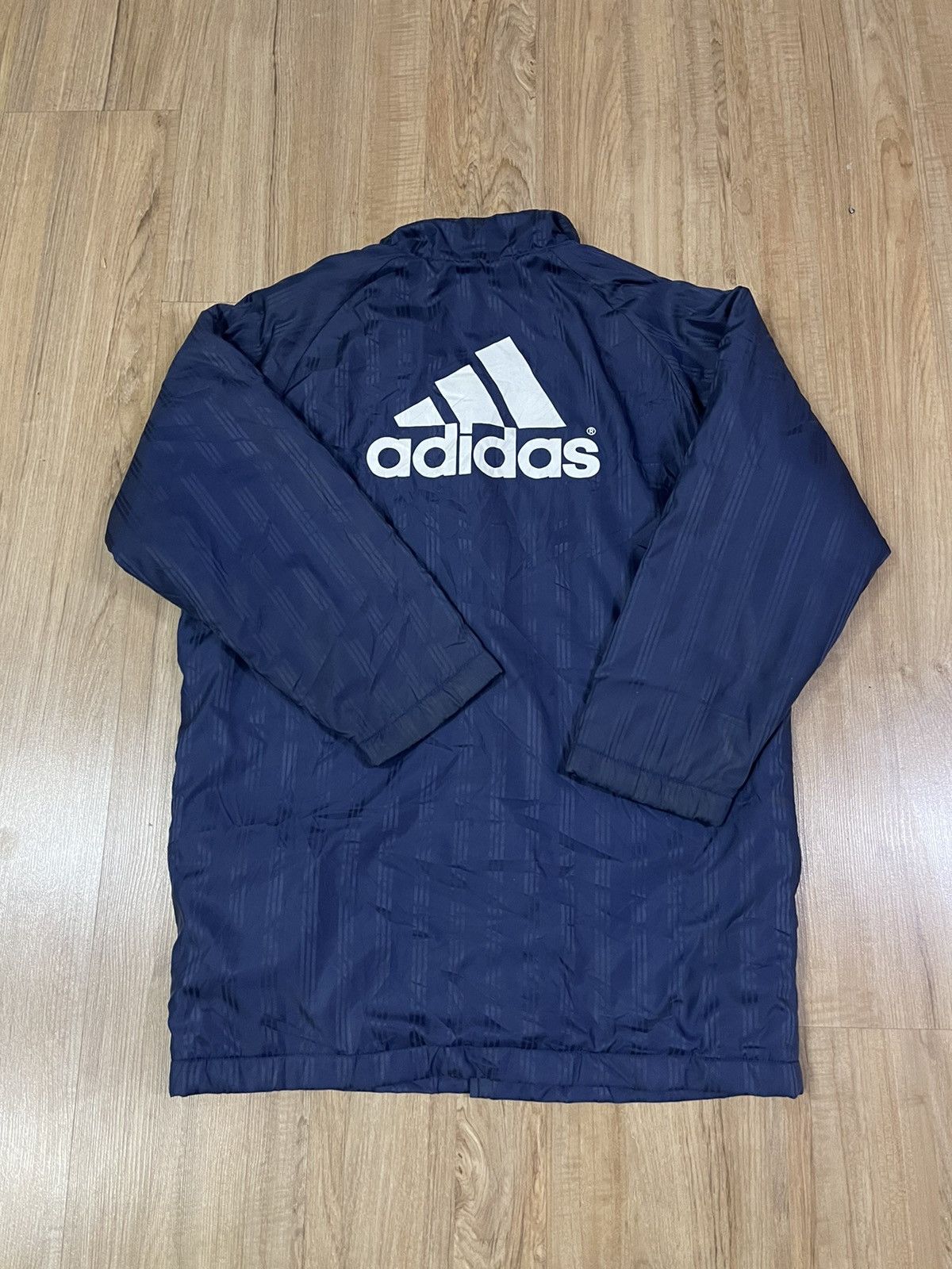Vintage Adidas white tag big embroidery logo parka jacket