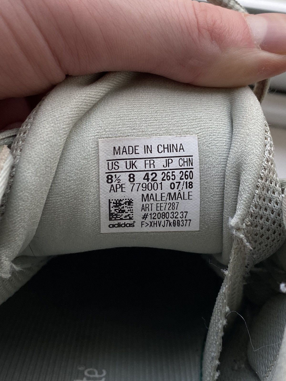 Adidas × Kanye West Yeezy 500 Size US 8.5 / EU 41-42 - 9 Thumbnail
