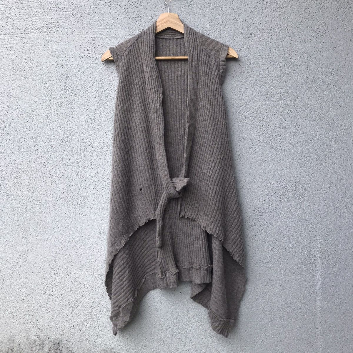 Aran Isles Knitwear × Homespun Knitwear × Vintage Vintage Art Themes Sleeveless Waterfall Knit Cardigan Size US S / EU 44-46 / 1 - 1 Thumbnail