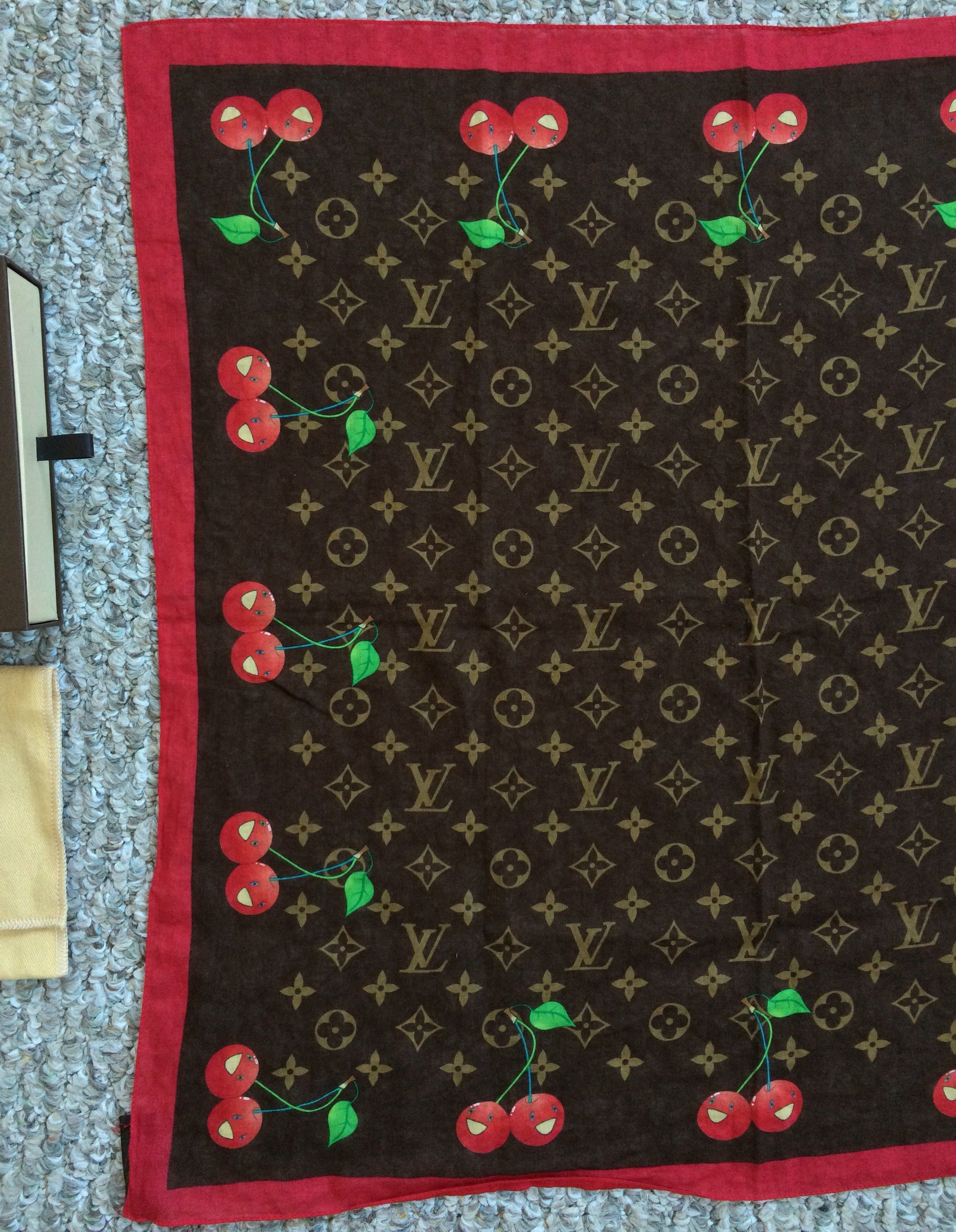 Louis Vuitton × Takashi Murakami S/S 2005 Louis Vuitton Murakami Cherry Monogram Scarf Size ONE SIZE - 2 Thumbnail