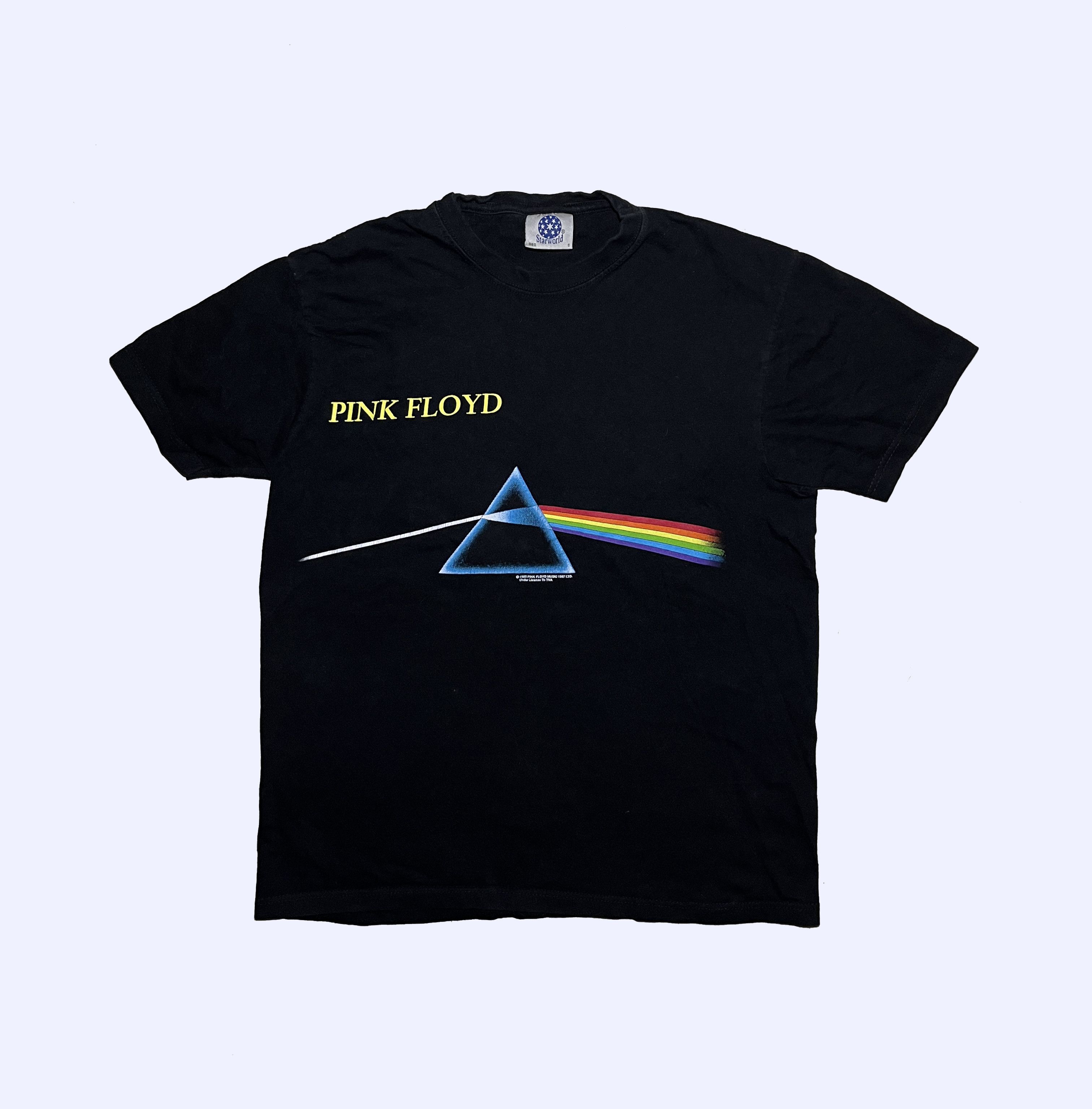 Band Tees PINK FLOYD 1992 Dark Side of the Moon Vintage T-shirt Size US S / EU 44-46 / 1 - 1 Thumbnail