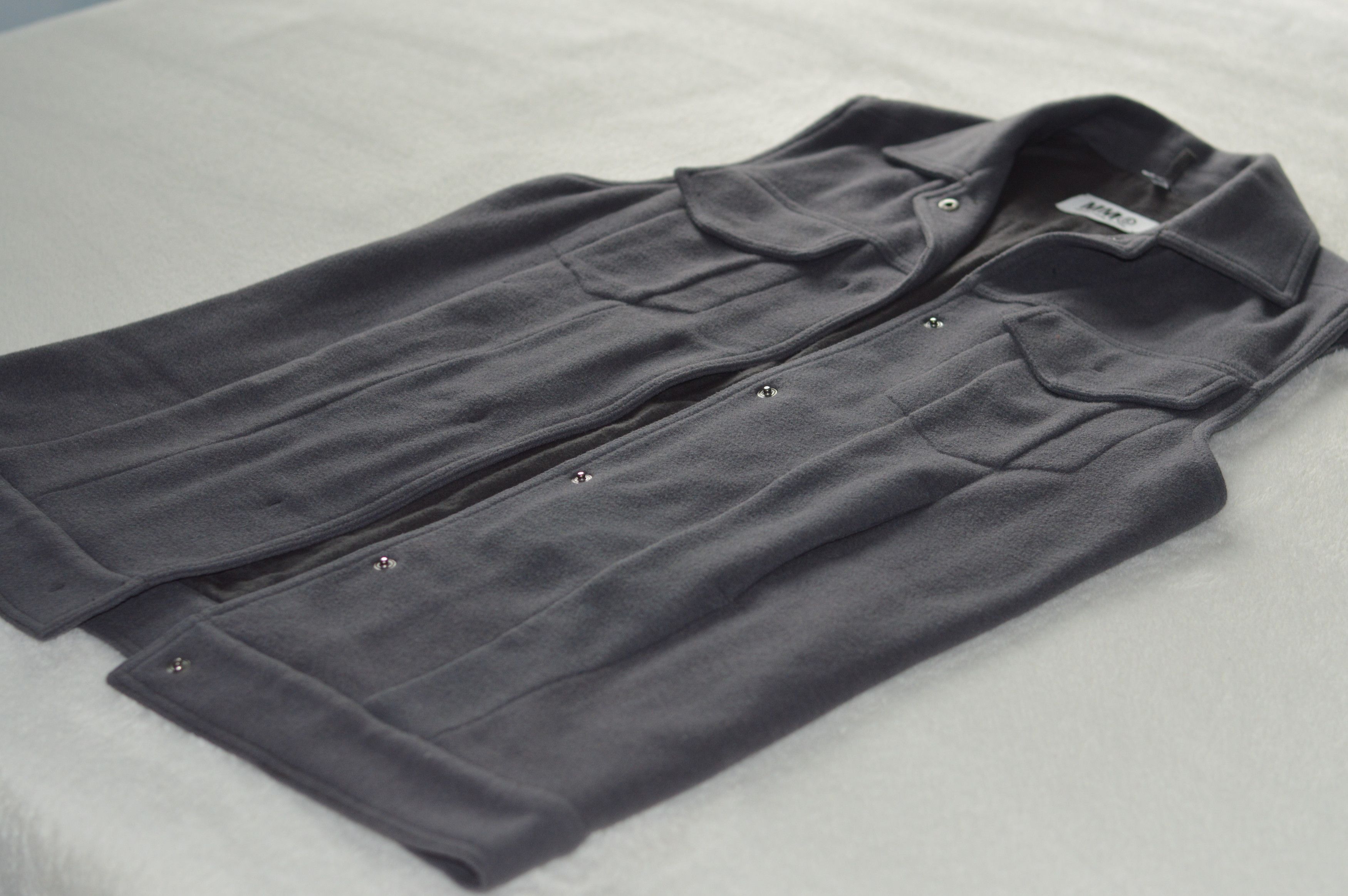 Maison Margiela Italian Cashmere/Wool Maison Martin Margiela MM6 Grey Vest Size US M / EU 48-50 / 2 - 2 Thumbnail