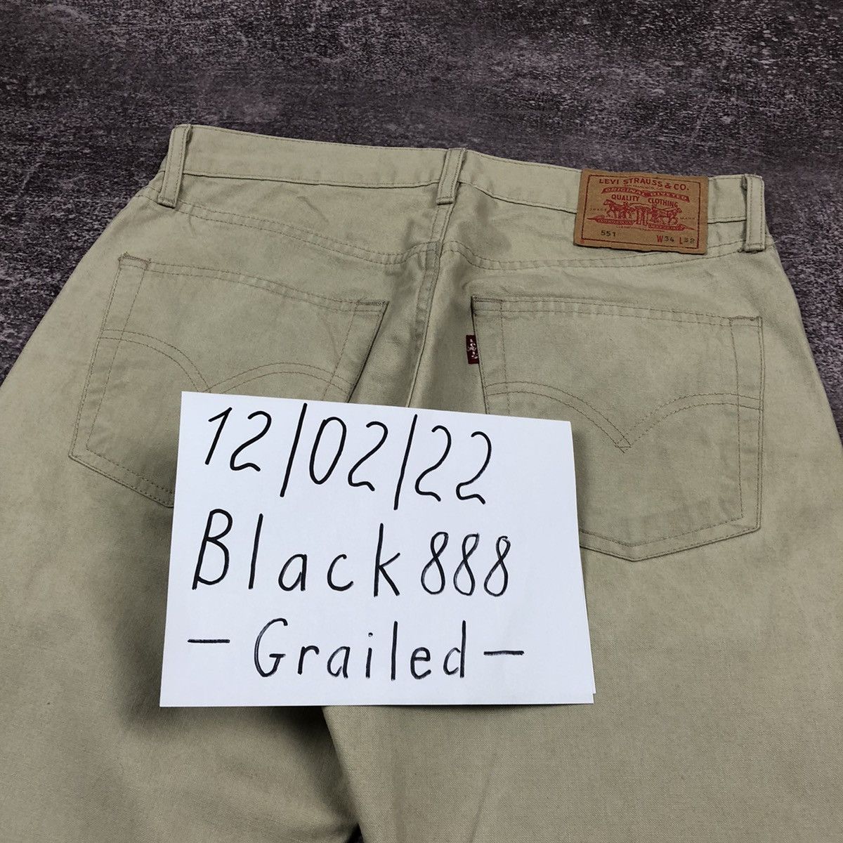 Levi's Vintage Levi’s 551 Beige Jeans 34x32 Size US 34 / EU 50 - 22 Thumbnail