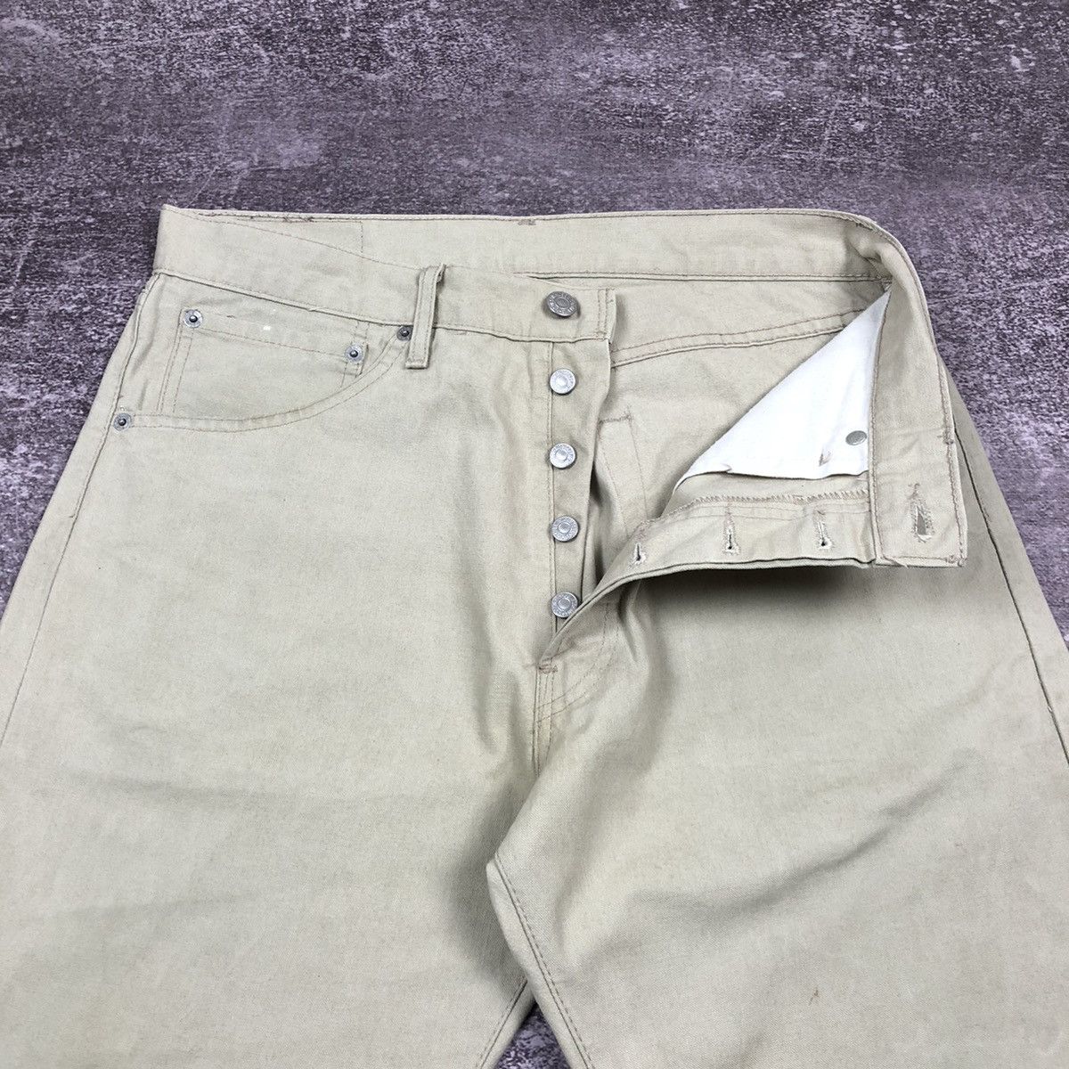 Levi's Vintage Levi’s 551 Beige Jeans 34x32 Size US 34 / EU 50 - 7 Thumbnail