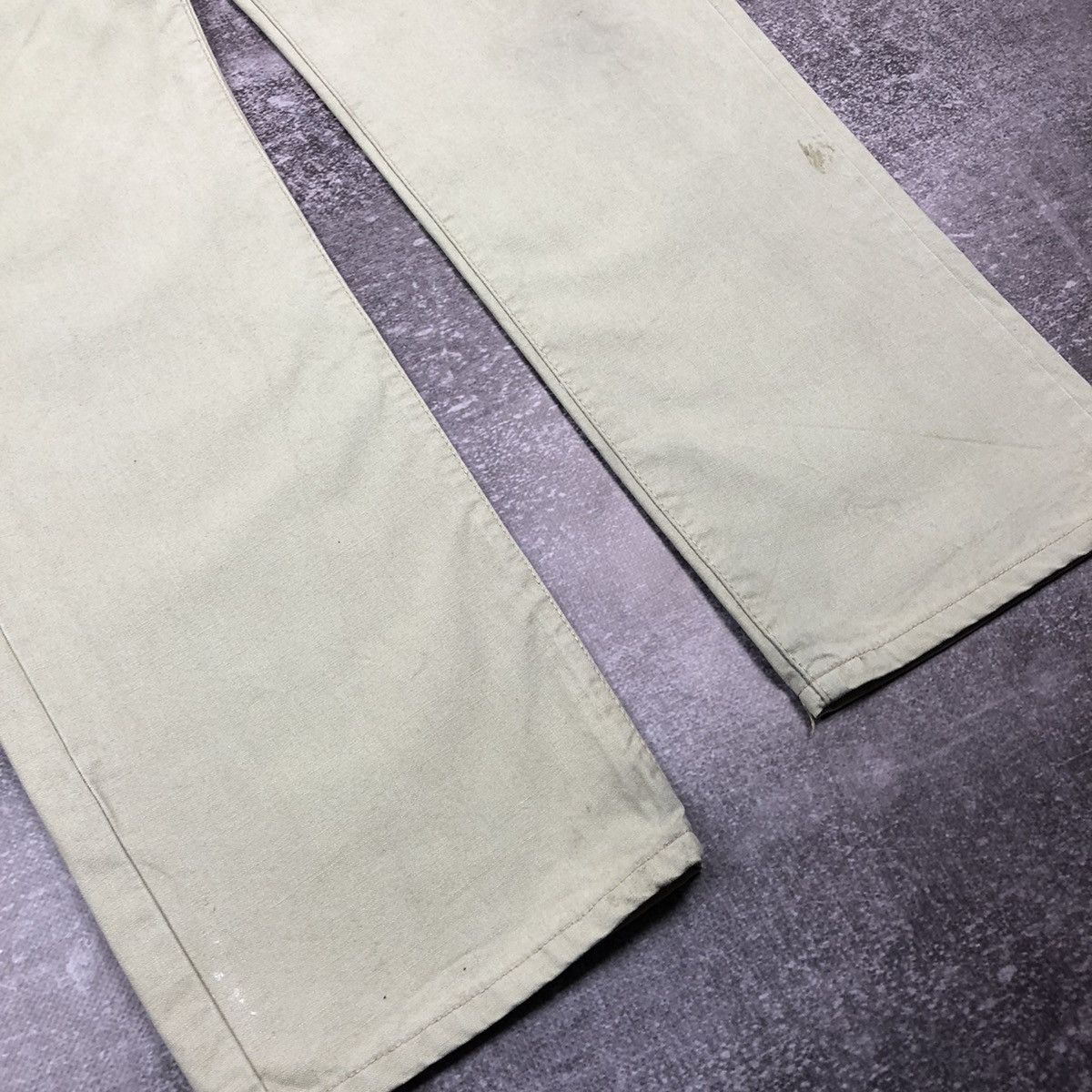 Levi's Vintage Levi’s 551 Beige Jeans 34x32 Size US 34 / EU 50 - 13 Thumbnail