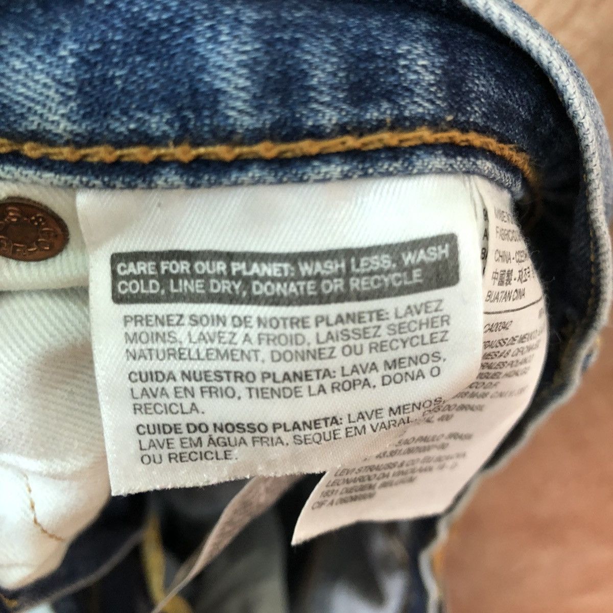 Levi's DLL 551 Levi's Vintage Blue distressed Denim Jeans #c189 Size US 30 / EU 46 - 13 Thumbnail
