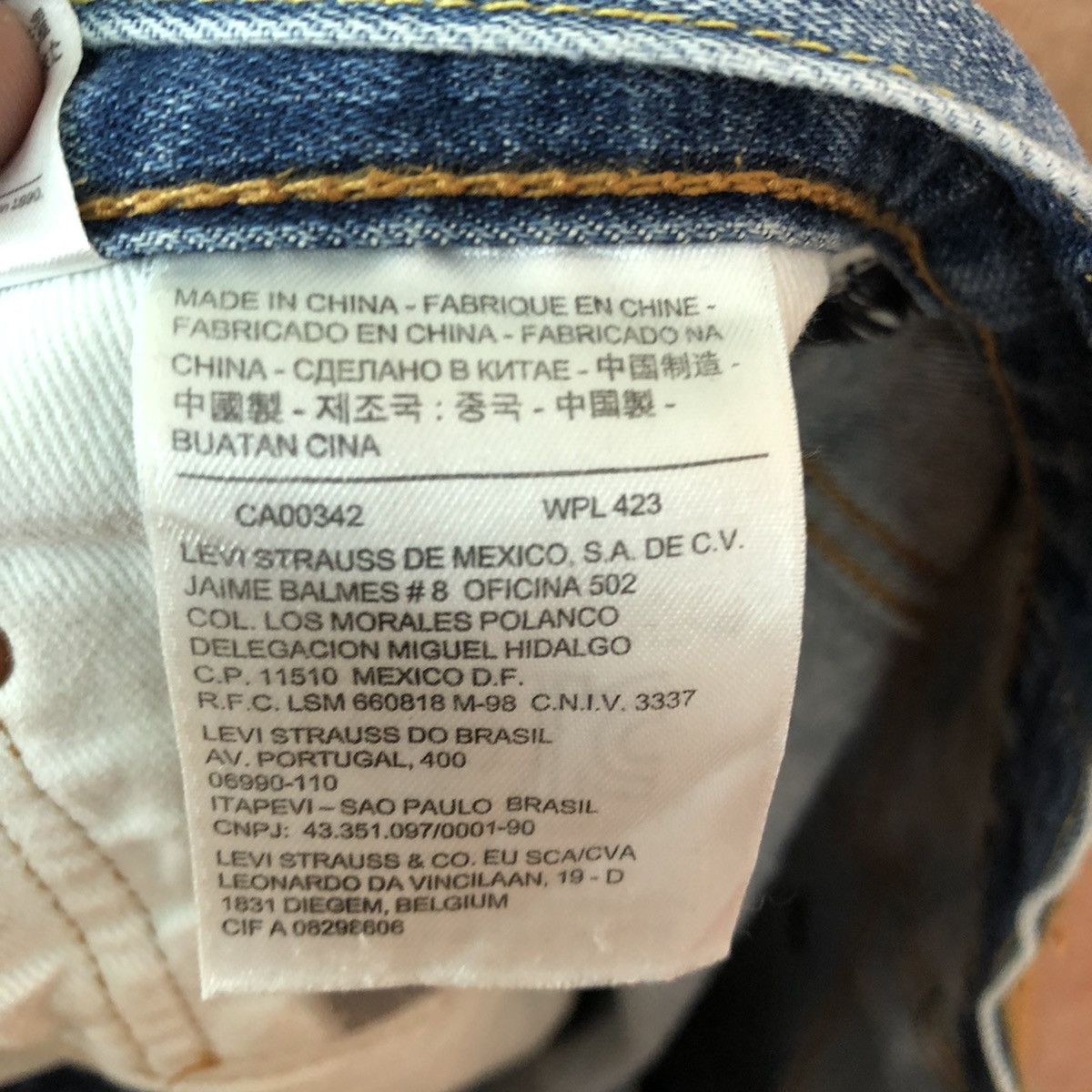 Levi's DLL 551 Levi's Vintage Blue distressed Denim Jeans #c189 Size US 30 / EU 46 - 14 Thumbnail