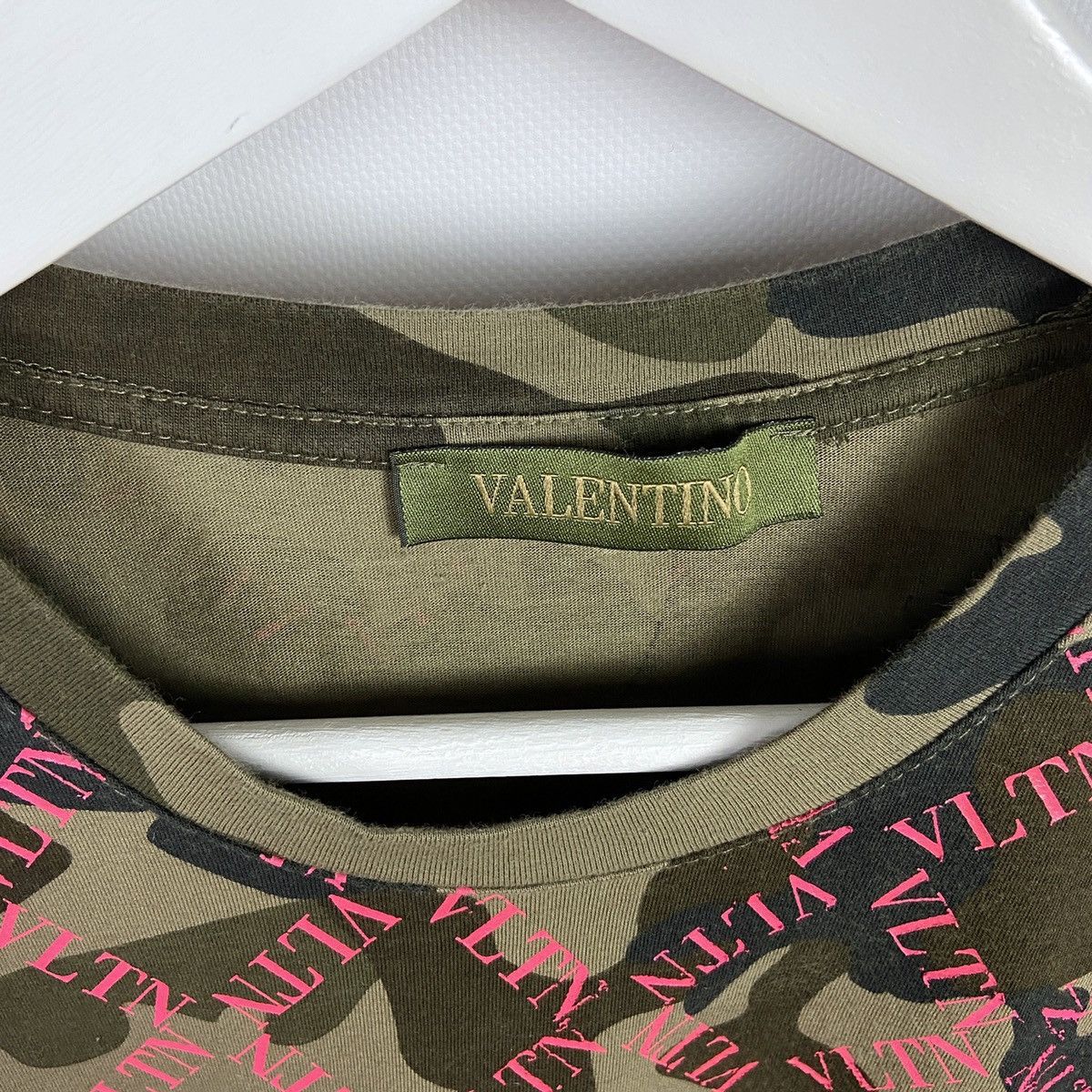 Valentino Vintage Valentino Monogram Camo Woman XL size tee Size US M / EU 48-50 / 2 - 5 Thumbnail