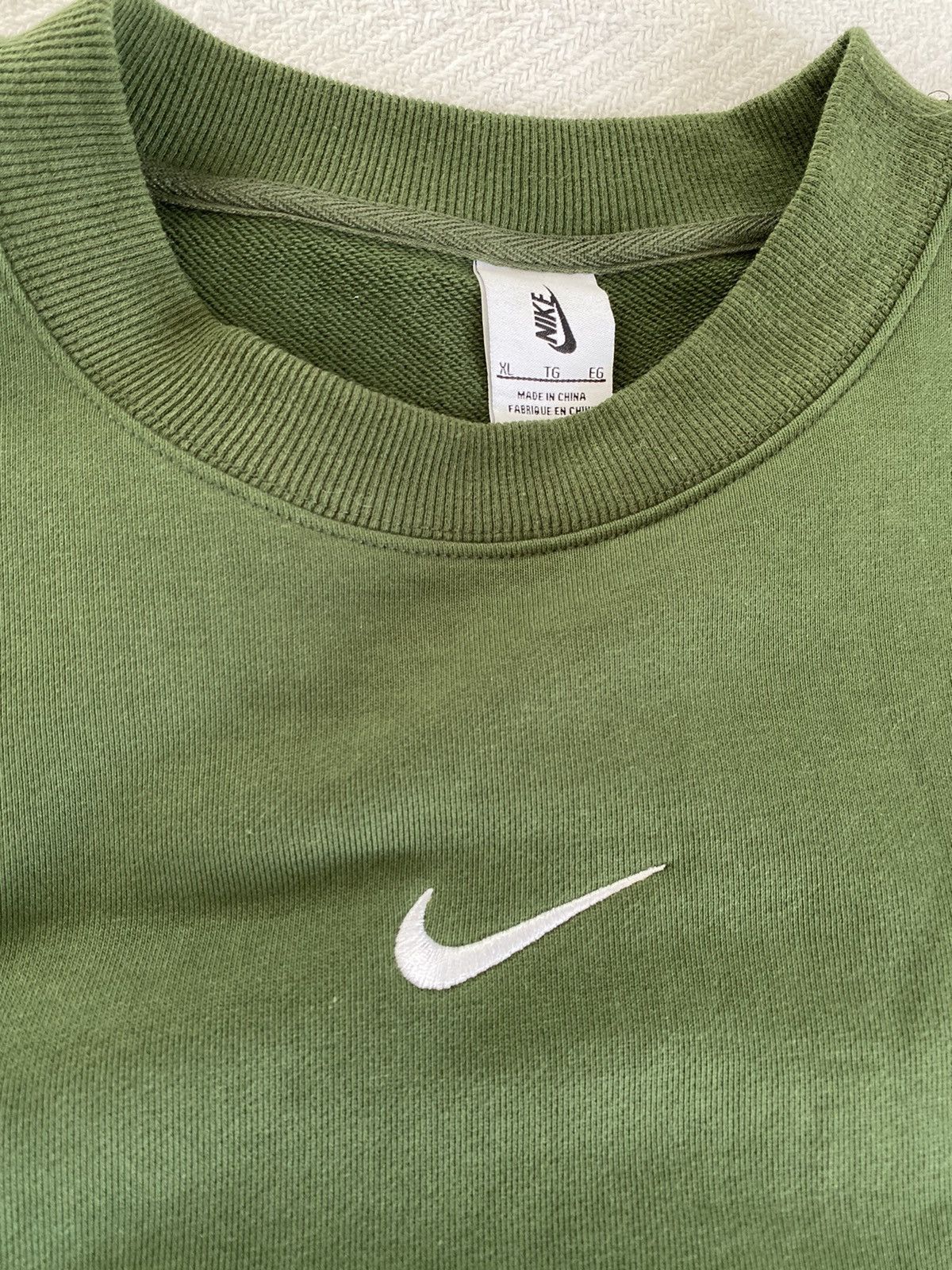 Nike × Vintage Vintage Nike Green Crewneck Size US XL / EU 56 / 4 - 3 Thumbnail
