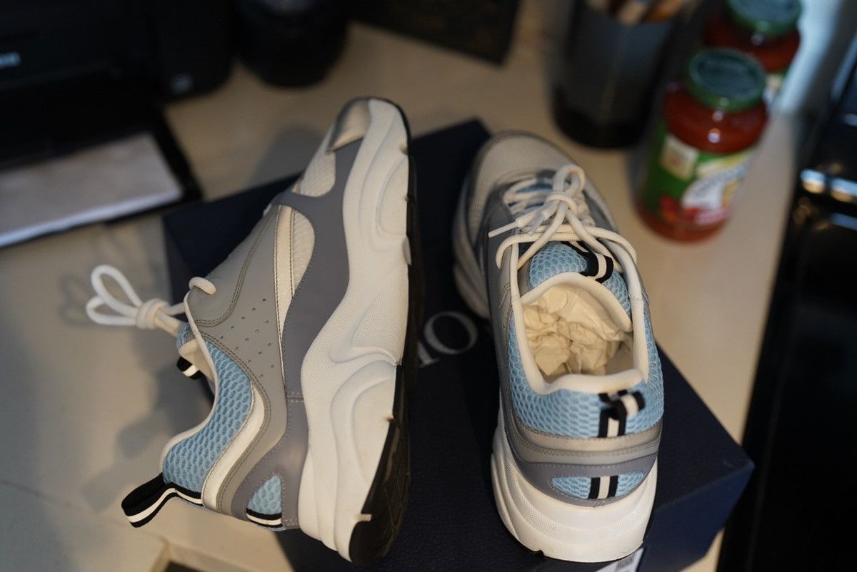 Dior Dior B22 White Blue Size US 12 / EU 45 - 16 Thumbnail