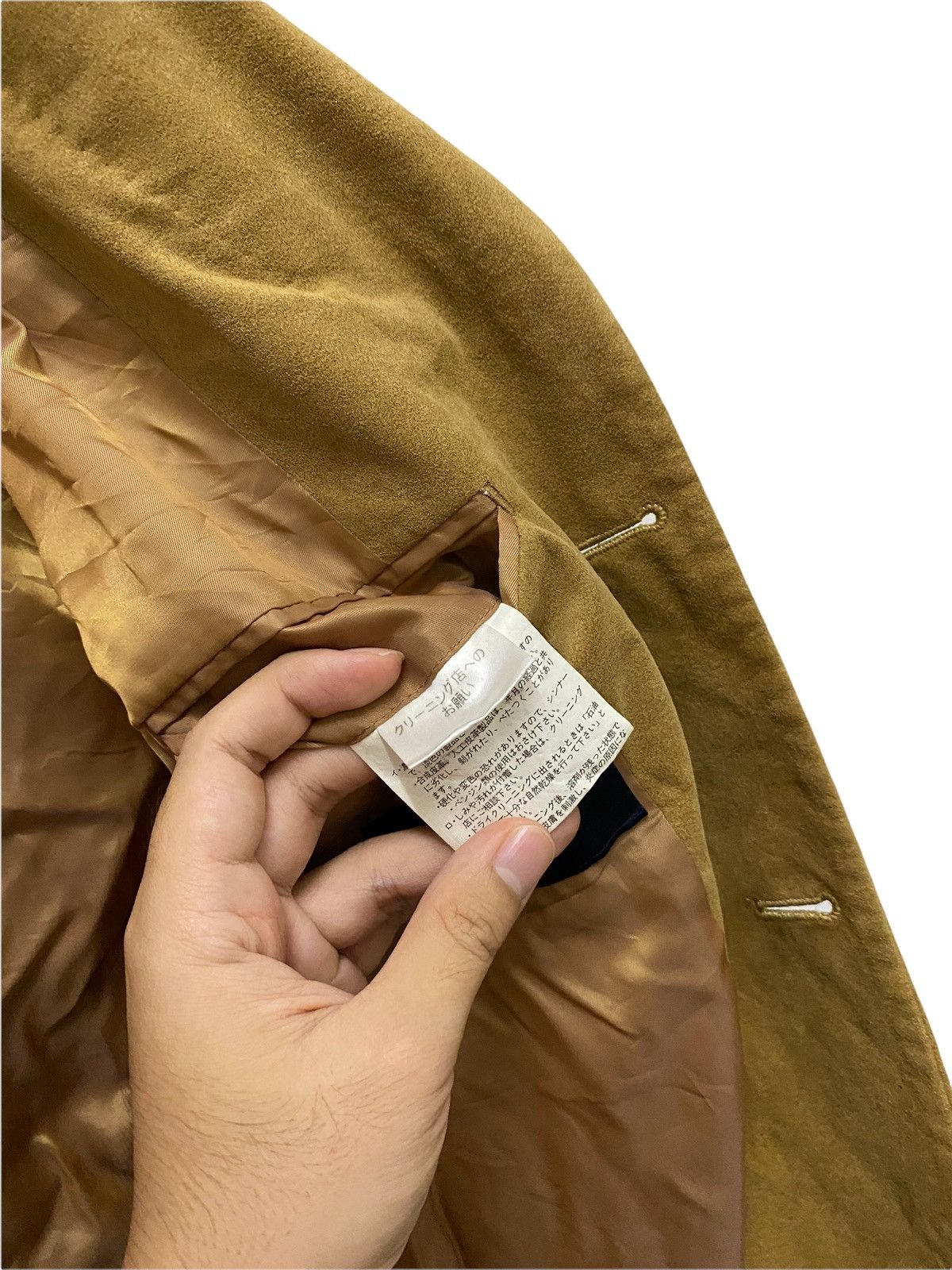 Burberry Burberry Gold Velvet Coat Size US L / EU 52-54 / 3 - 10 Thumbnail