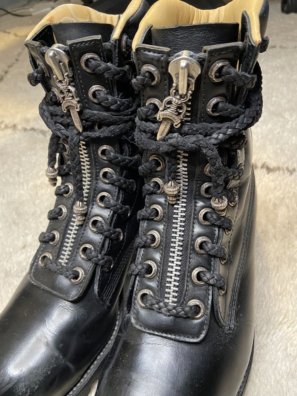 Chrome Hearts Fireman Man Center Daga Zip Supple Leather Boots CHROME HEARTS X CHIPPEWA FIREMAN DAGGER ZIP CROSS HEART  main image 3