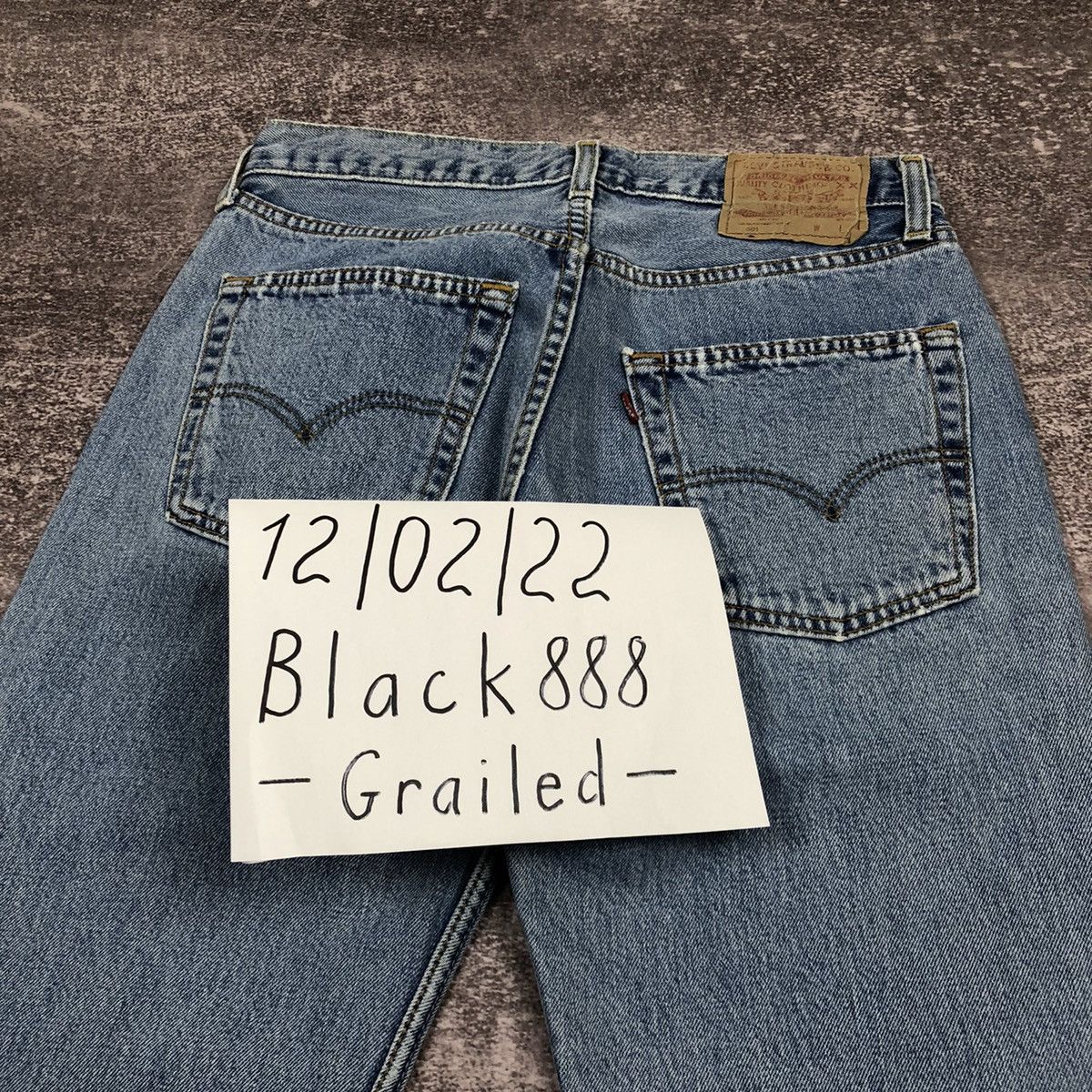 Levi's Vintage 90s Levi’s 501 Denim Jeans 32x32 Made in U.K. Size US 32 / EU 48 - 14 Thumbnail