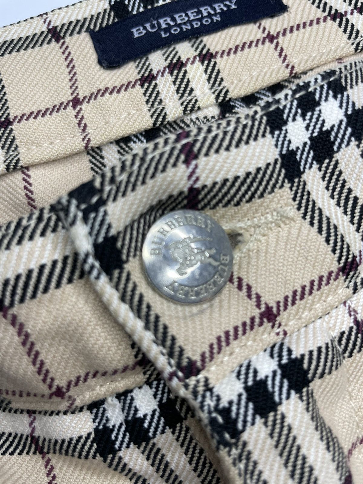 Burberry Vintage Burberry Nova Check Casual Pants 31x32 Size US 31 - 8 Thumbnail