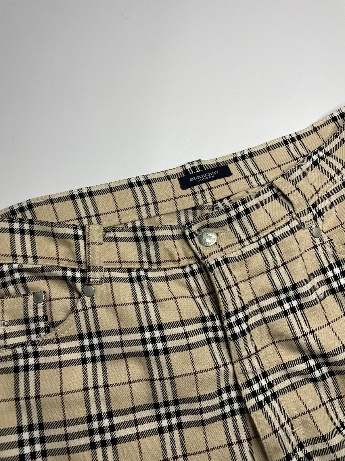 Burberry Vintage Burberry Nova Check Casual Pants 31x32 Size US 31 - 7 Thumbnail