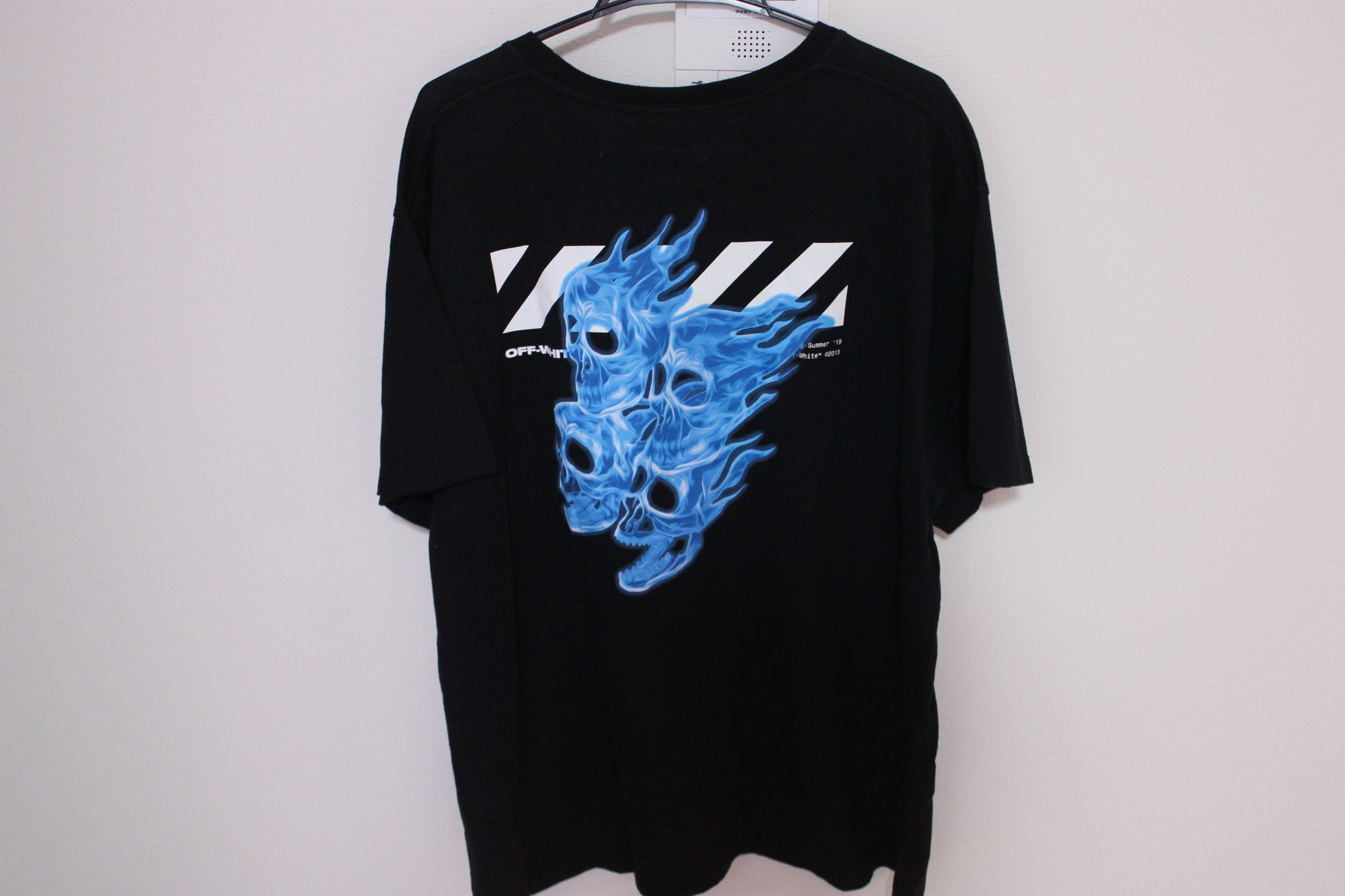 Off-White Off-White Diagonal Skulls Tee Oversized | Grailed